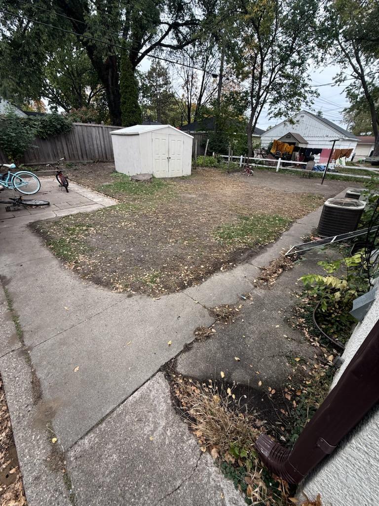 main property photo 12