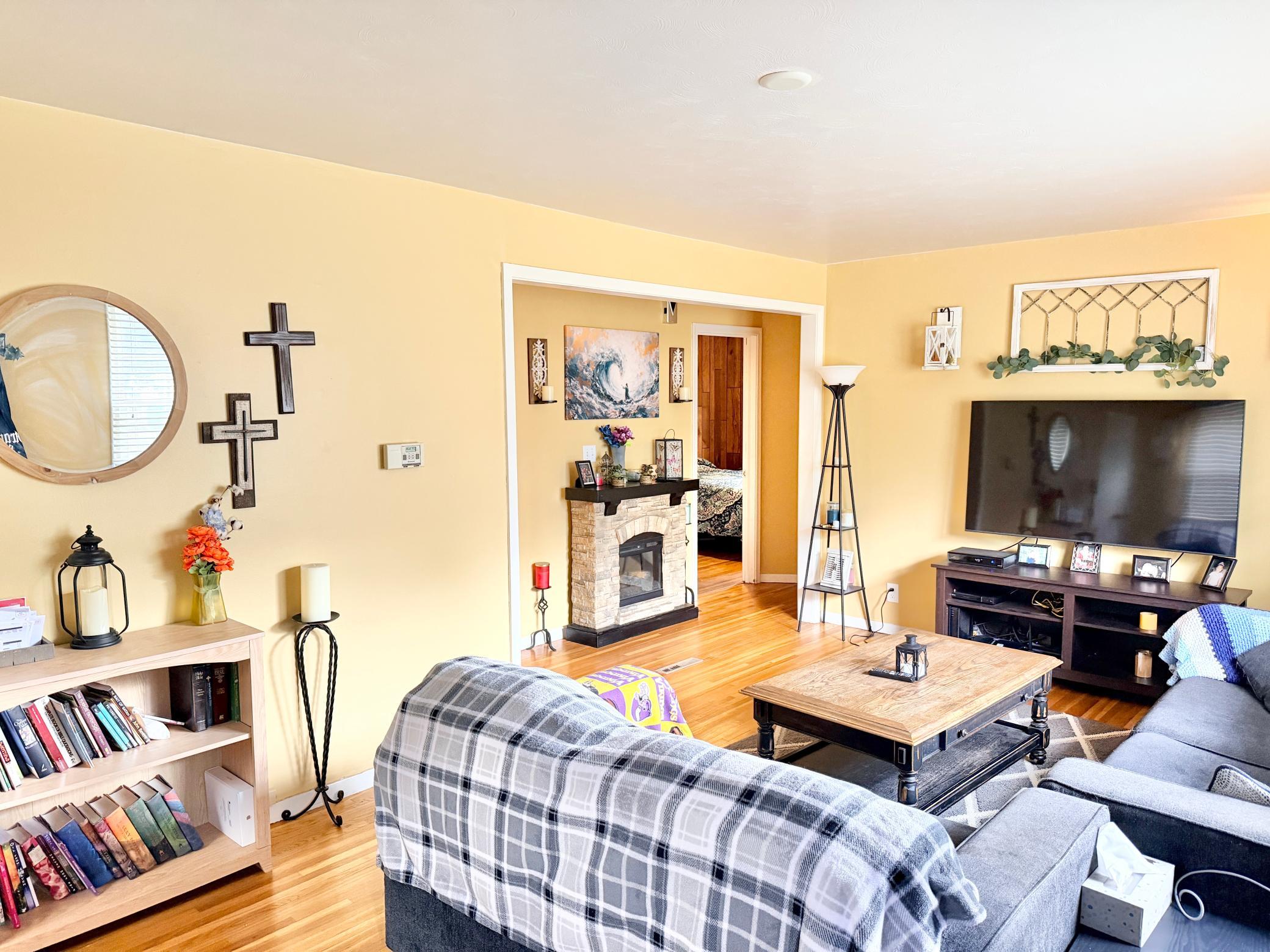 main property photo 9