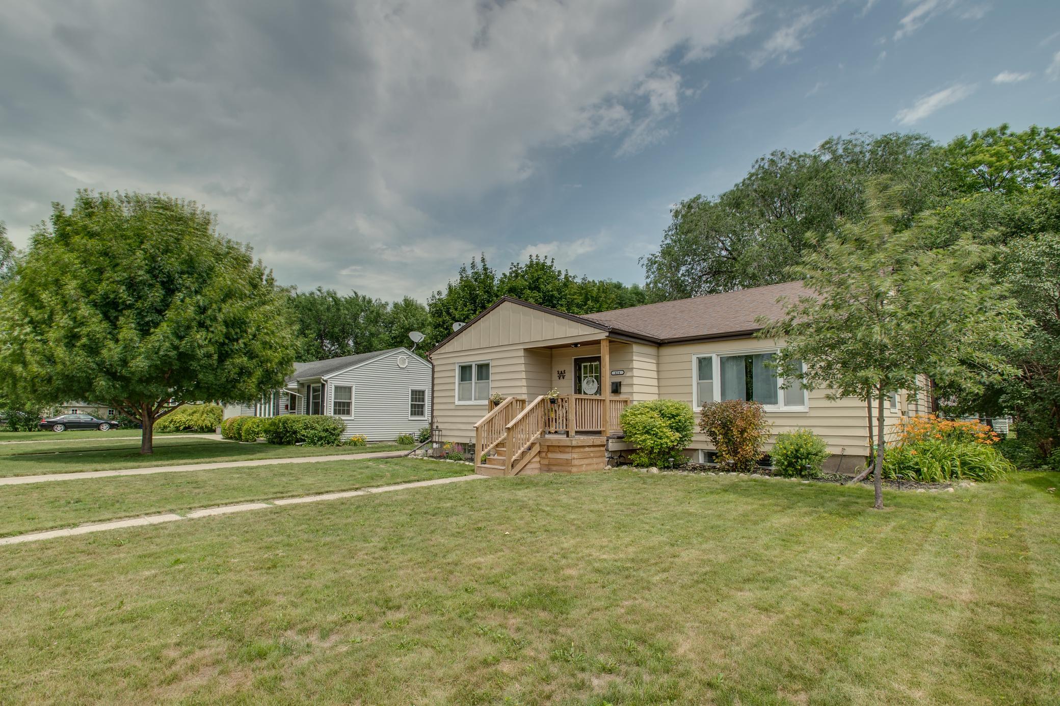 main property photo 2