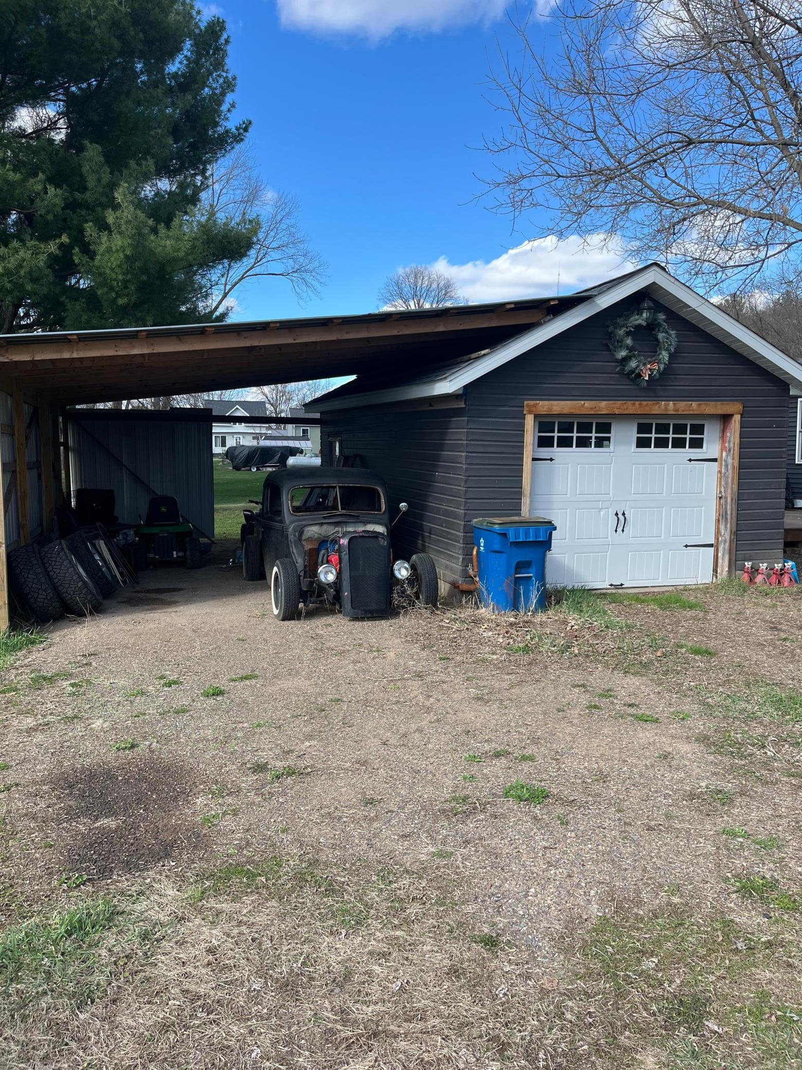main property photo 17