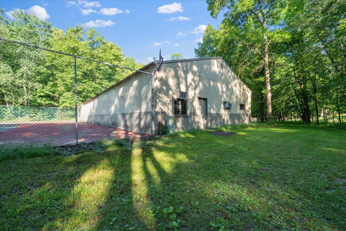 main property photo 24