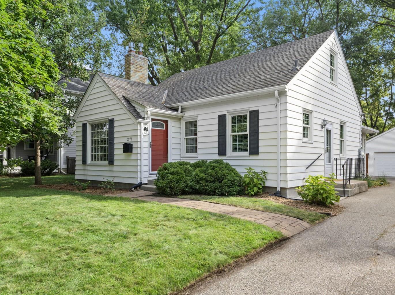 main property photo 0