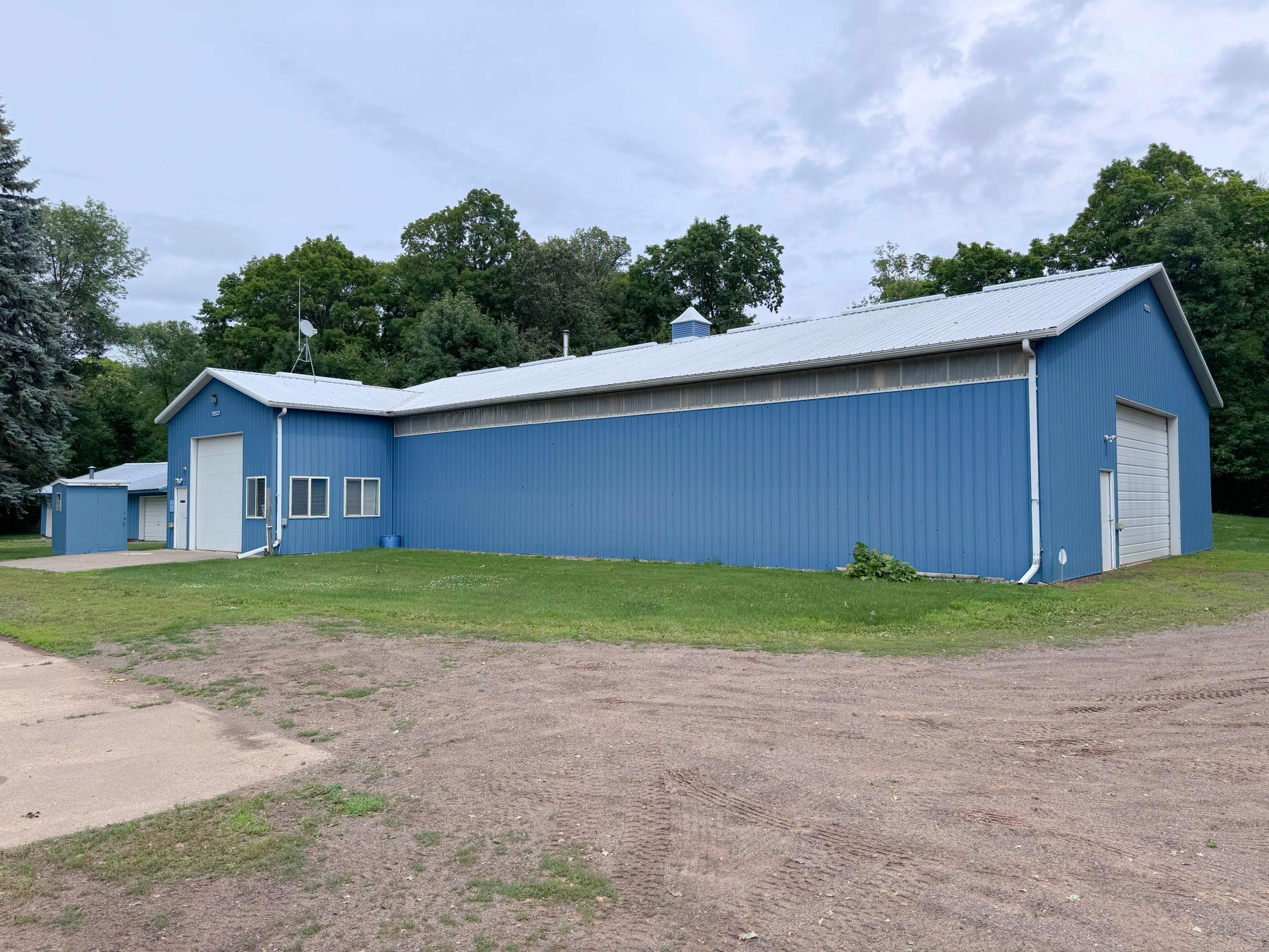 main property photo 12