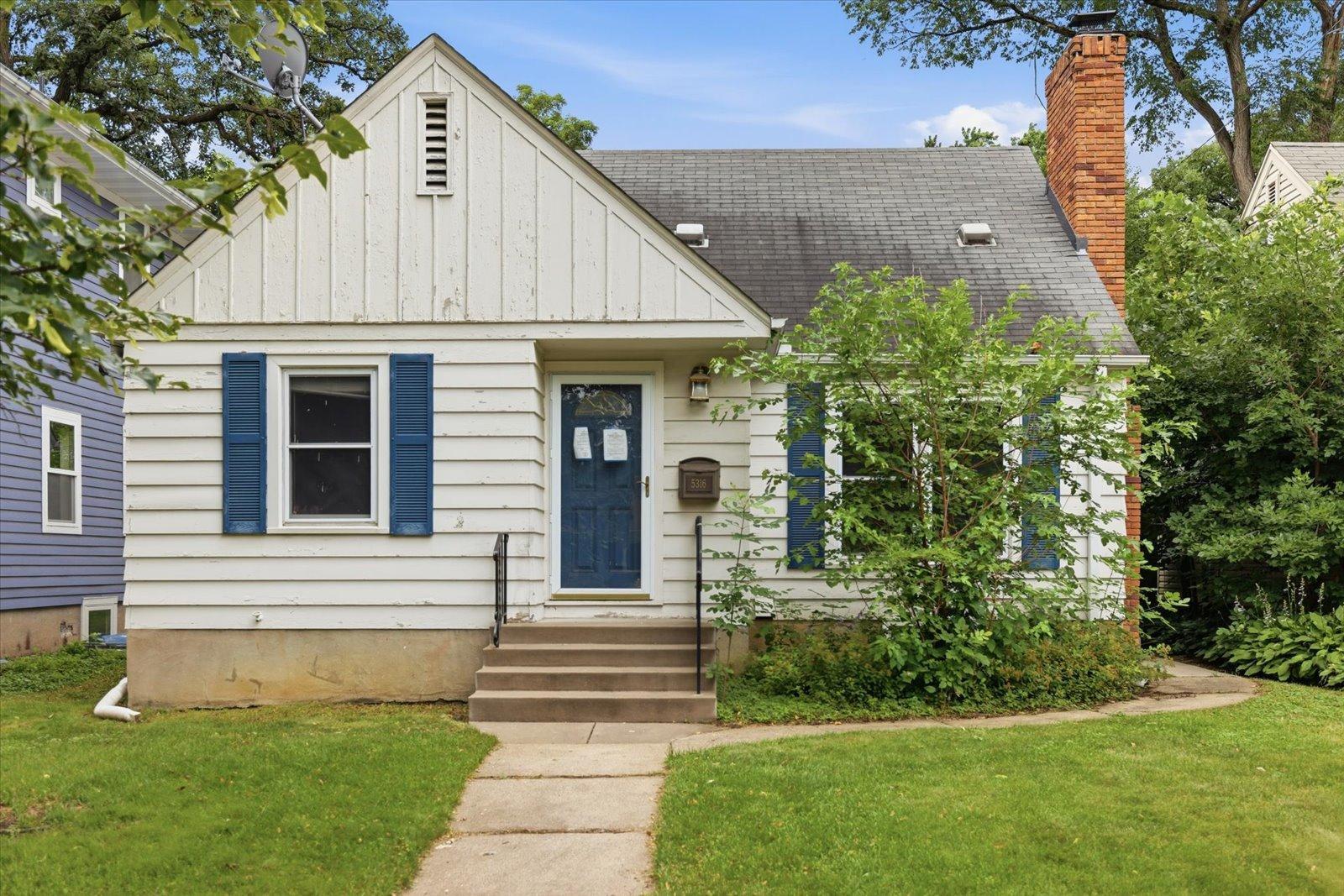 main property photo 20