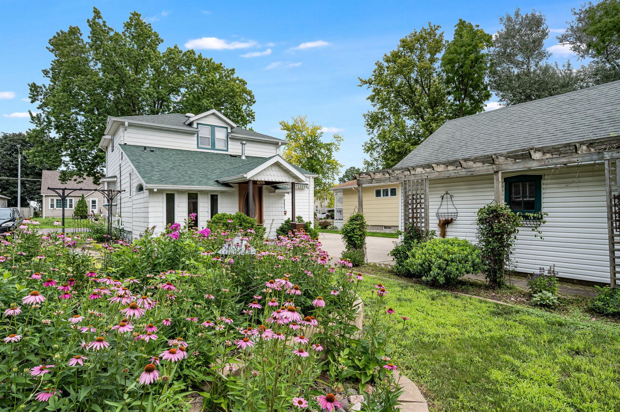 main property photo 57