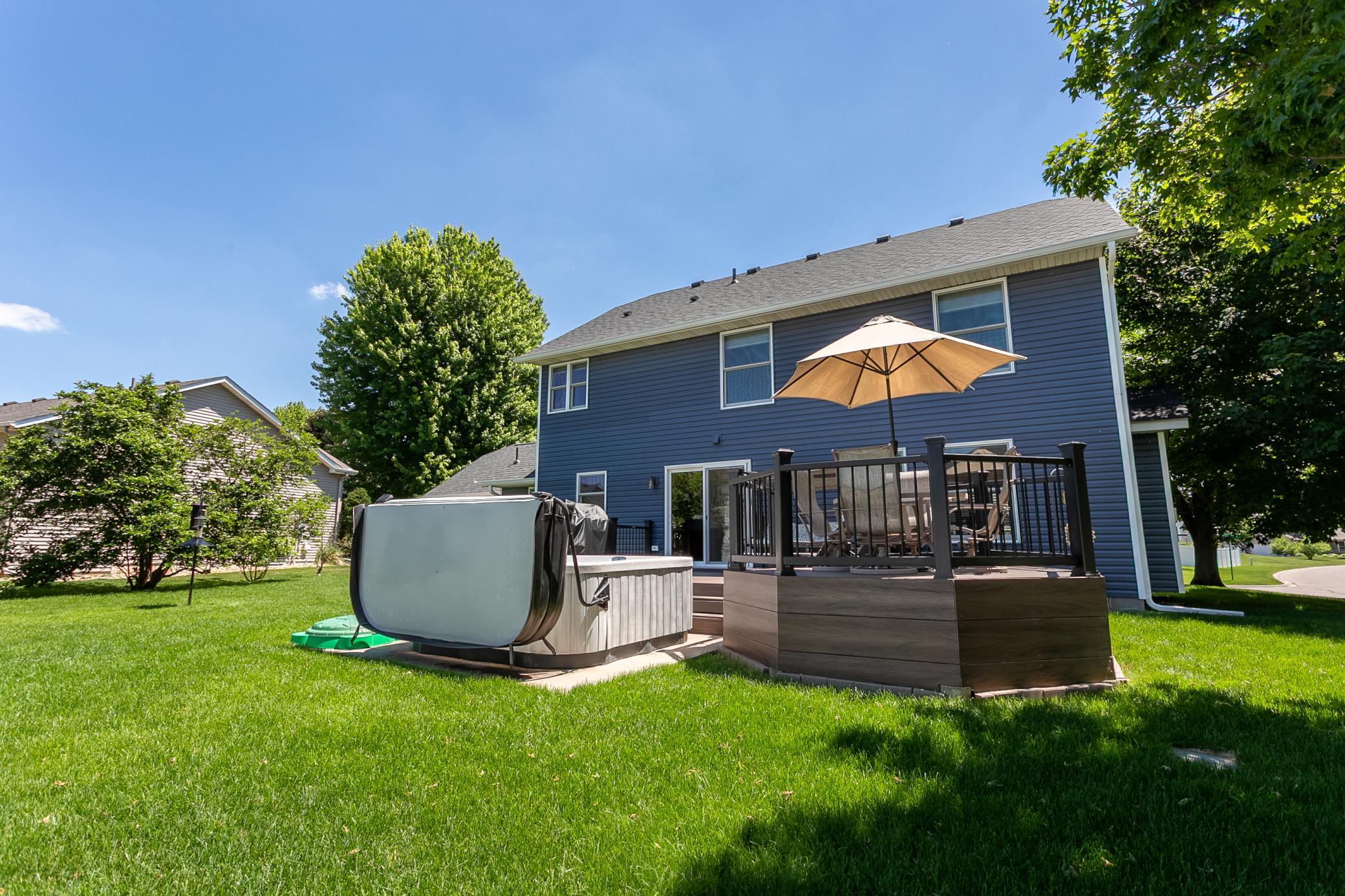 main property photo 11