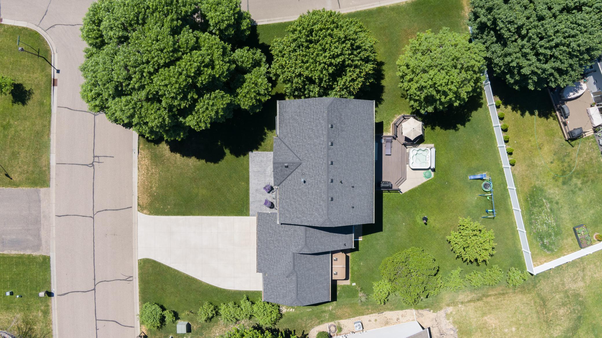 main property photo 16