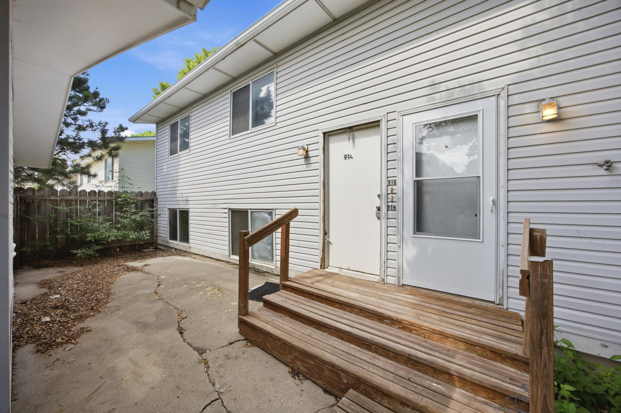 main property photo 4