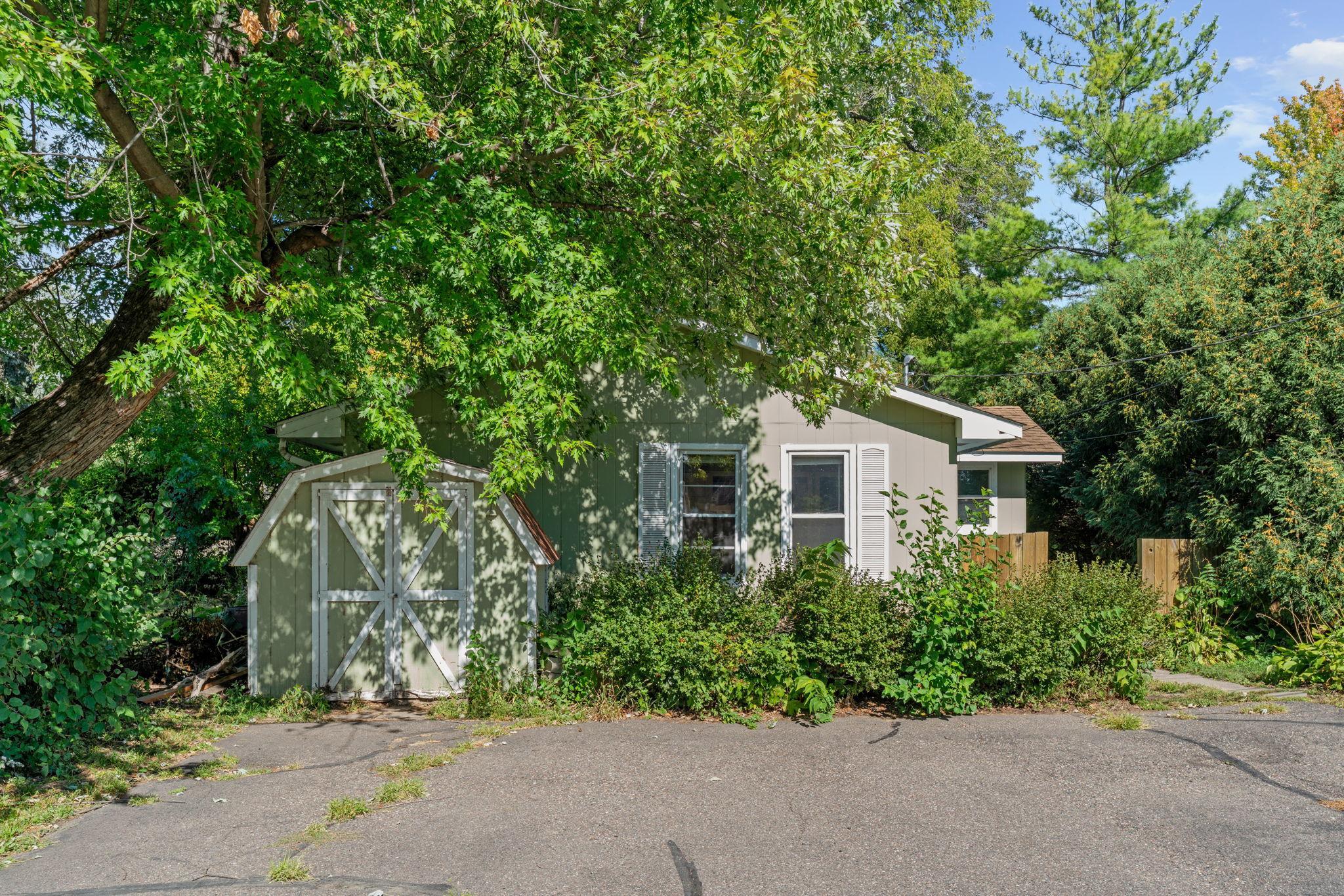 main property photo 51