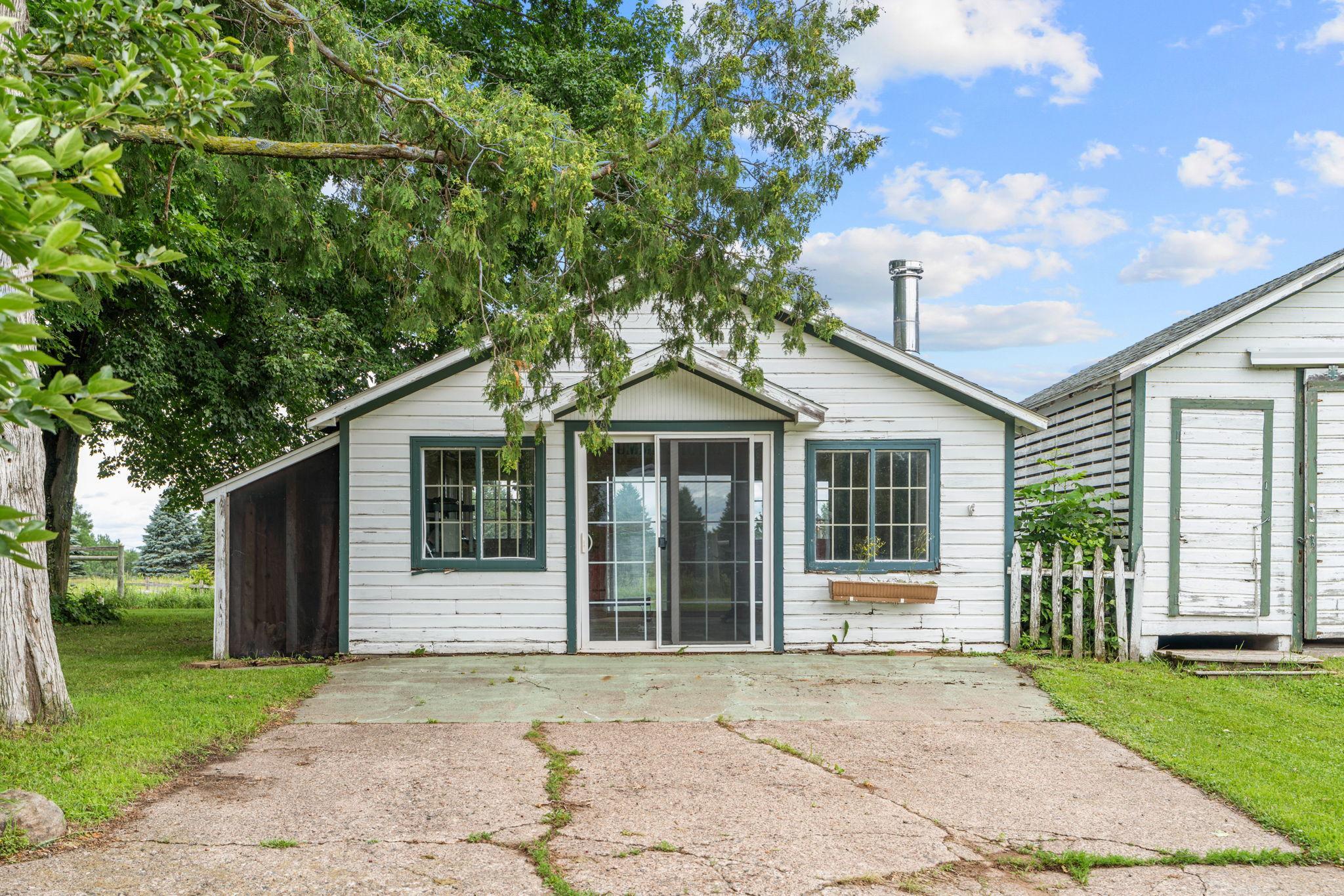 main property photo 33