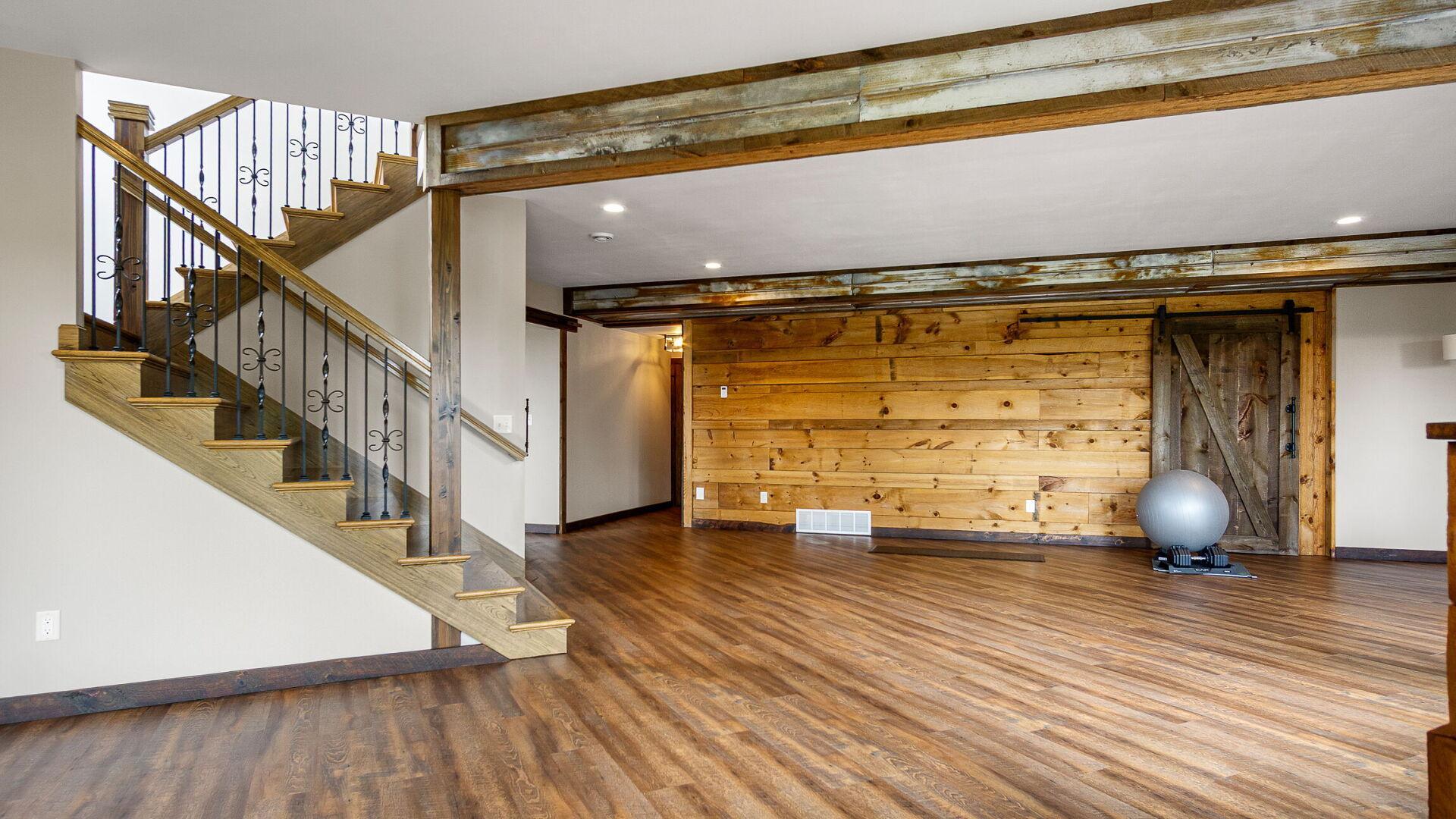 main property photo 59