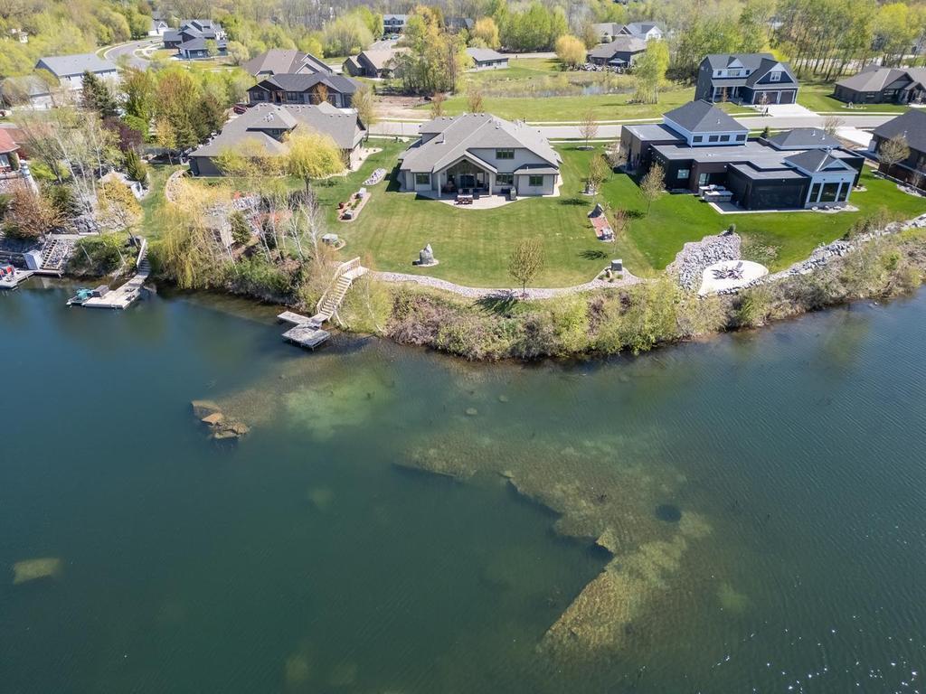main property photo 50