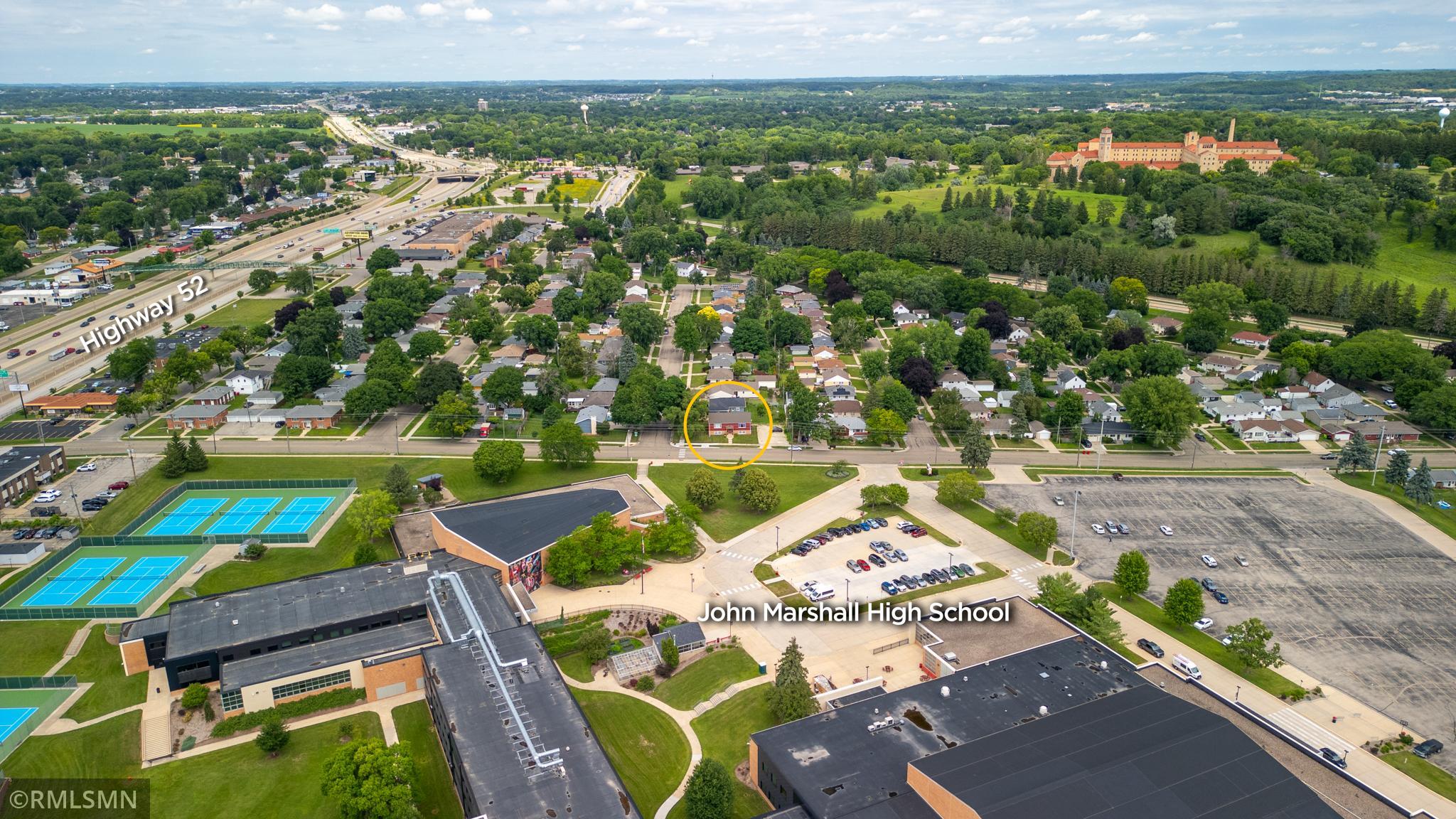 main property photo 3