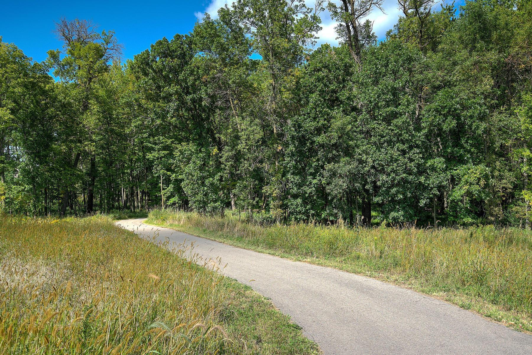 main property photo 25