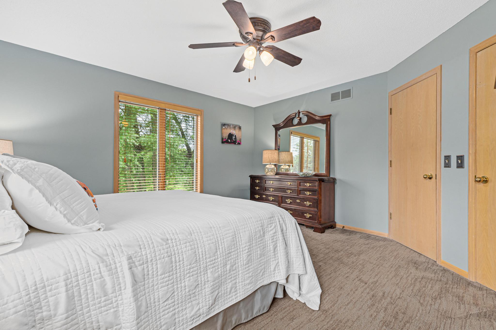 property viewer photo 16