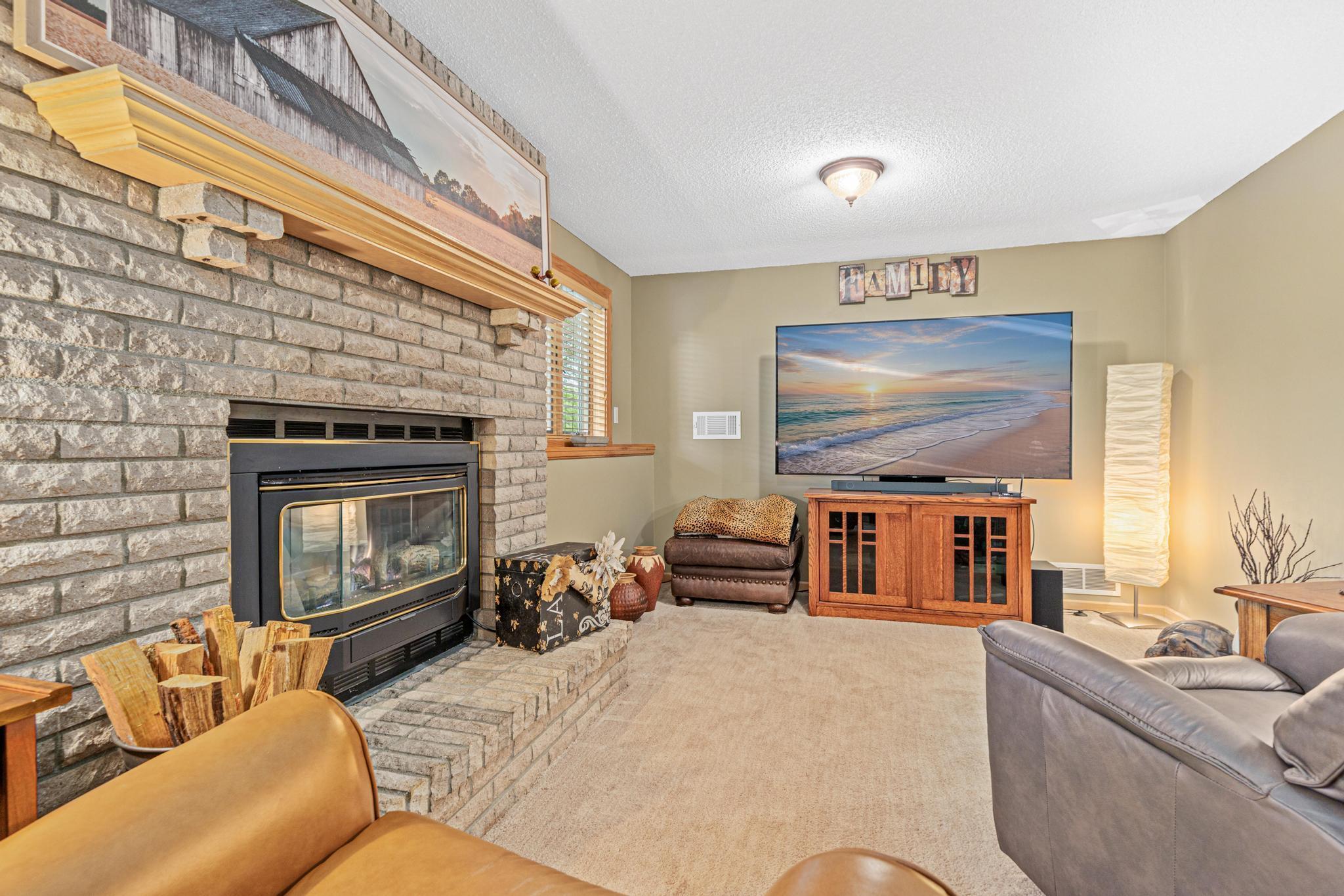 property viewer photo 23