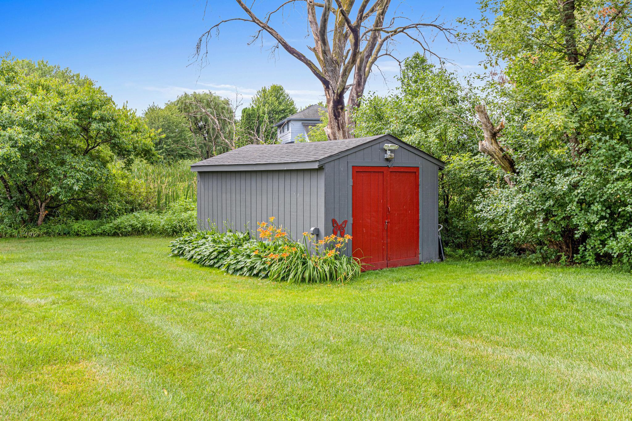 property viewer photo 40