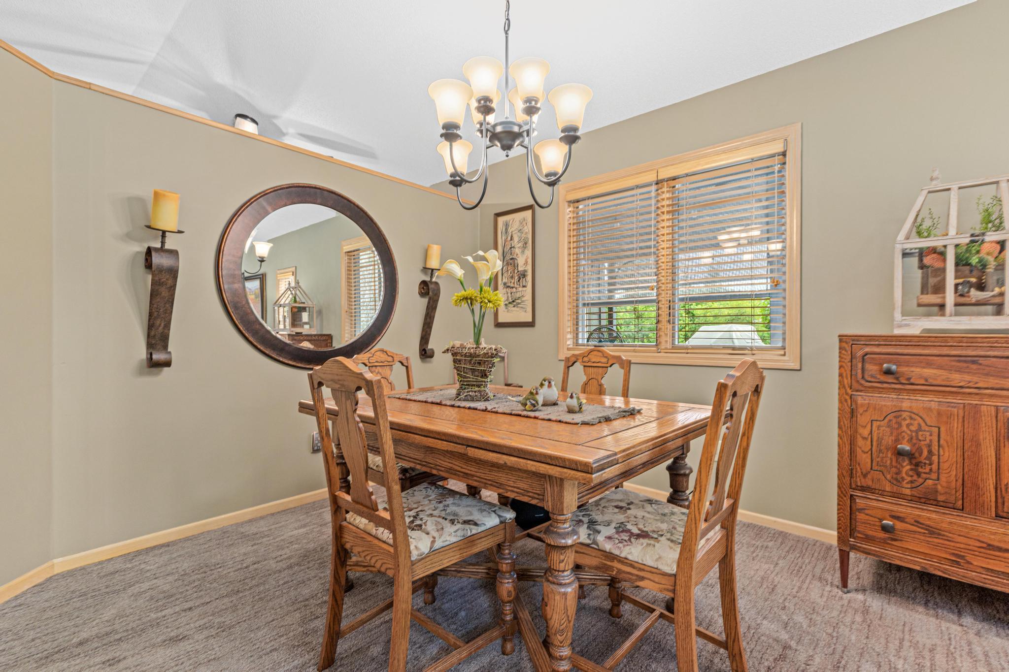 property viewer photo 7