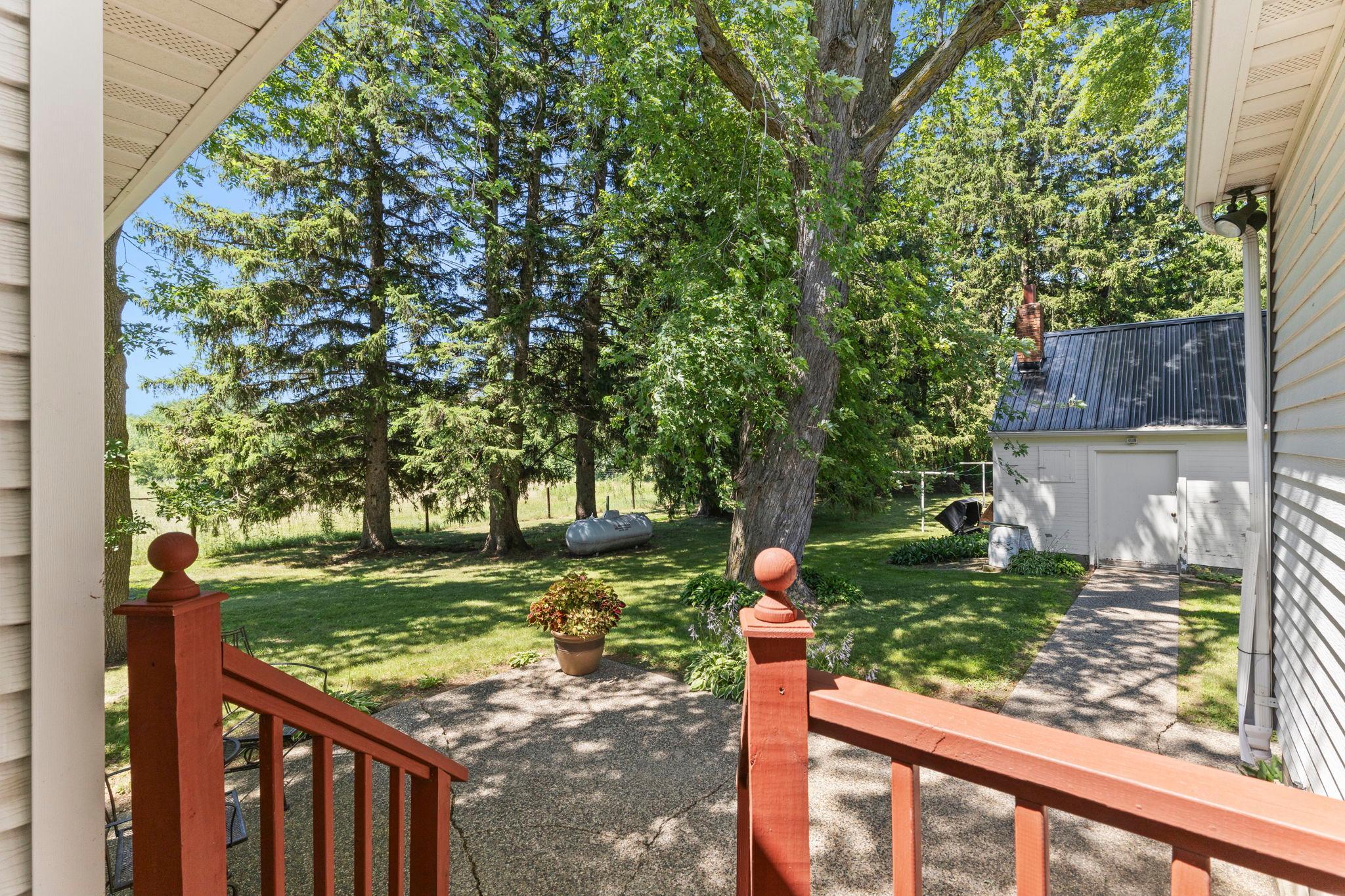 main property photo 30