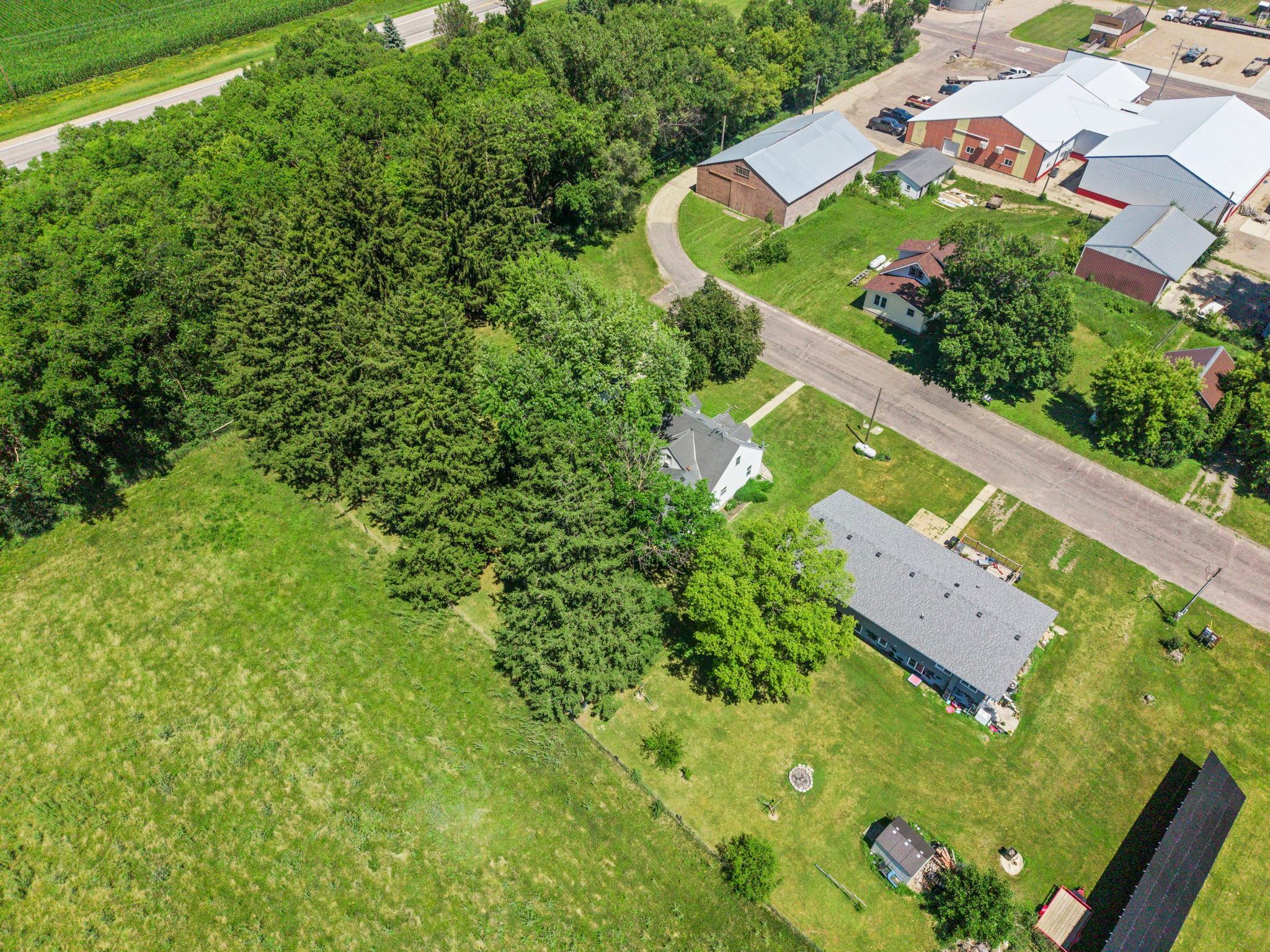main property photo 47