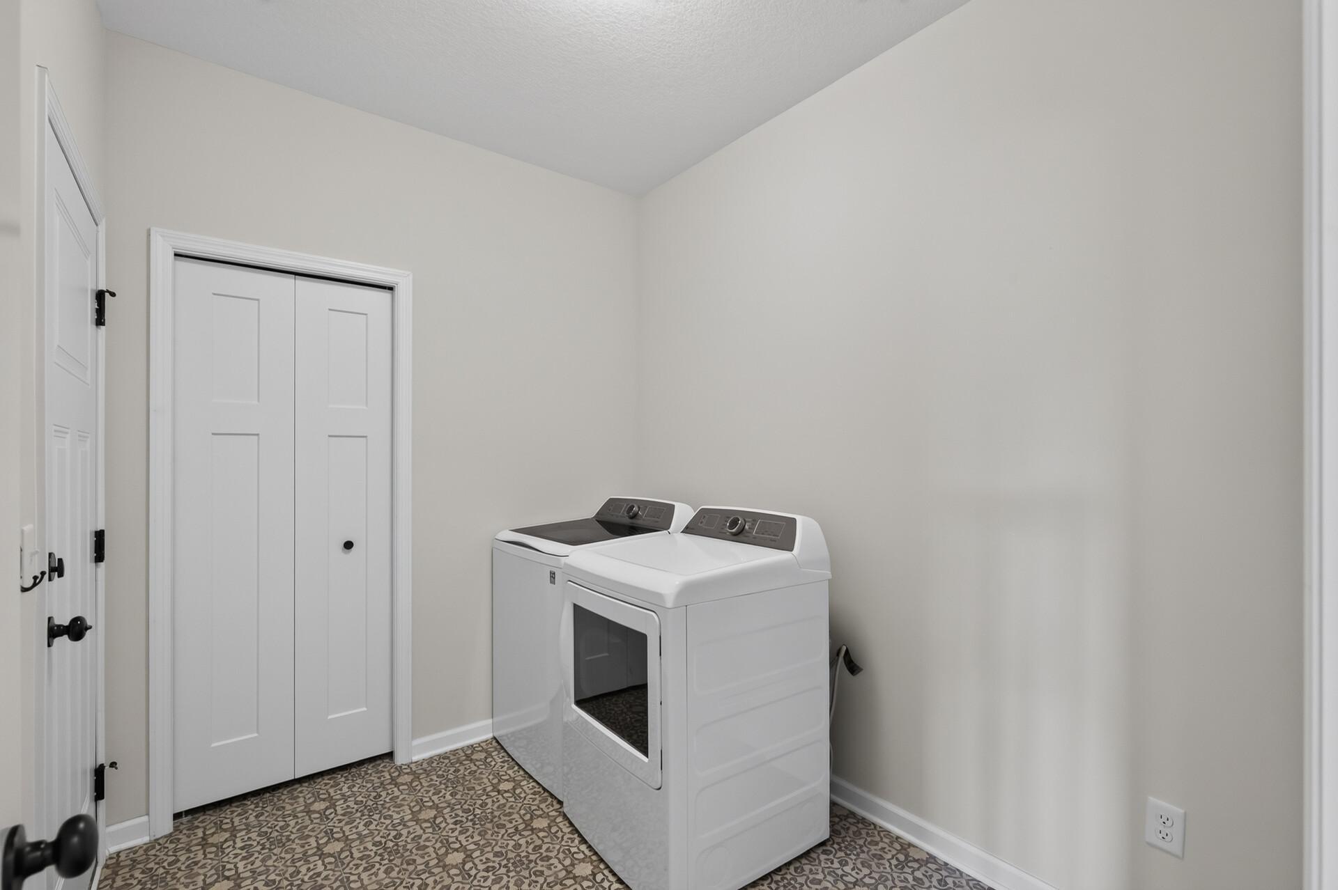 main property photo 60