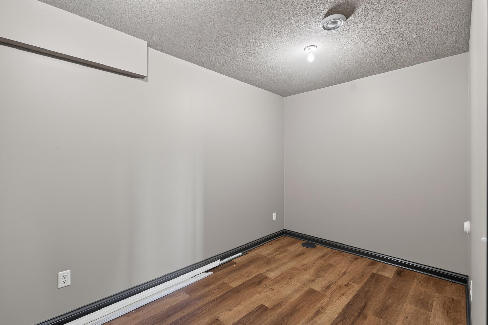 main property photo 67