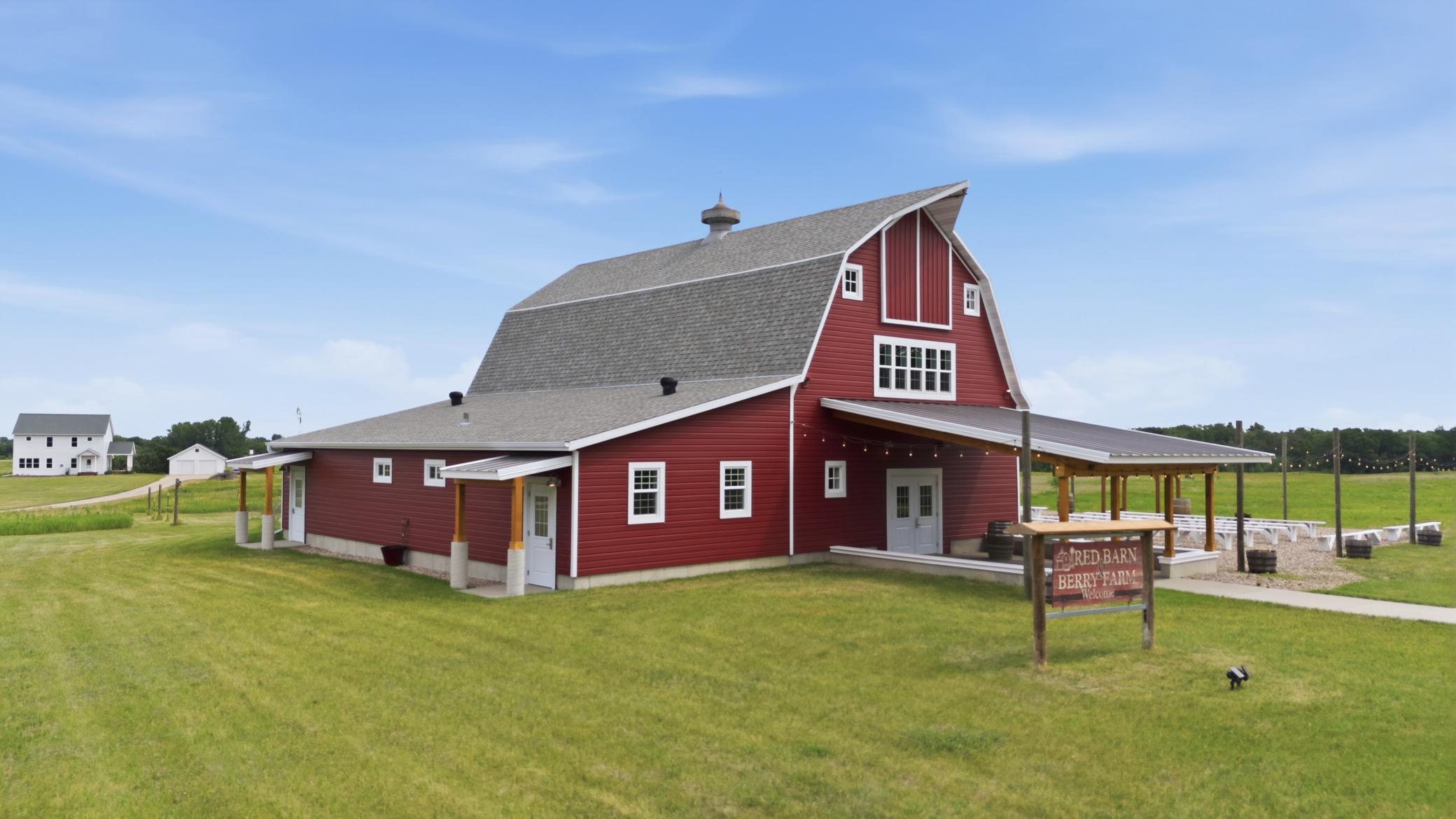 main property photo 40