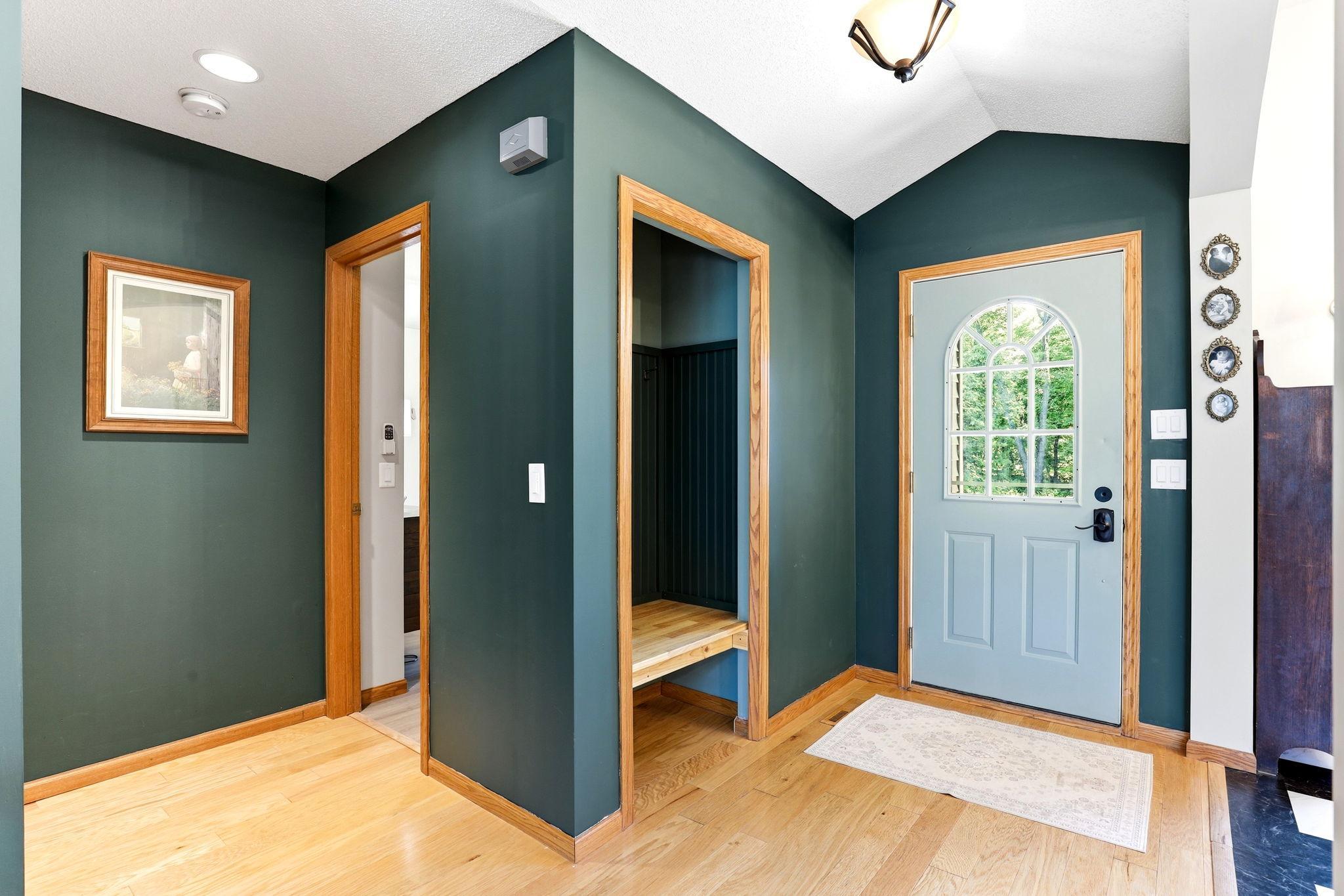 main property photo 4