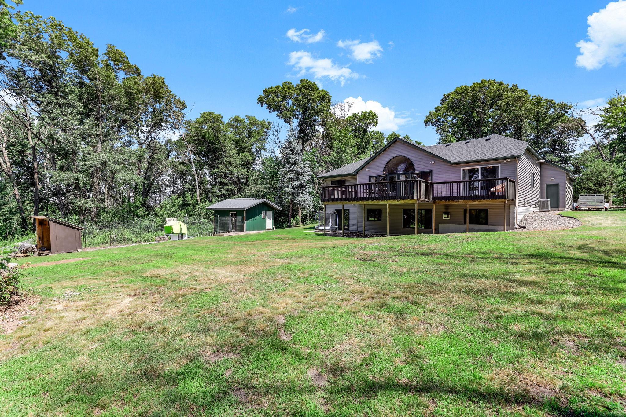 main property photo 40