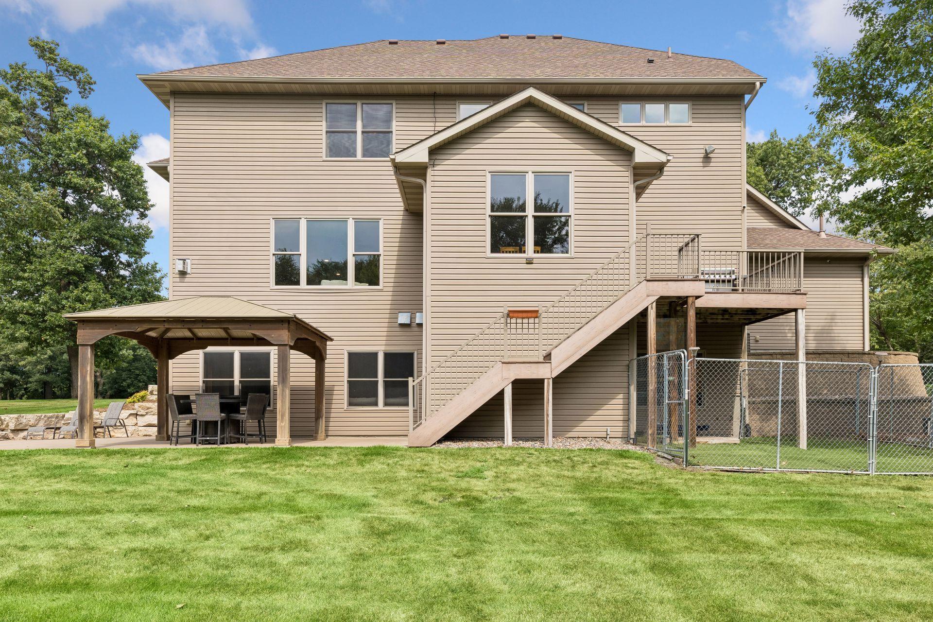 main property photo 74