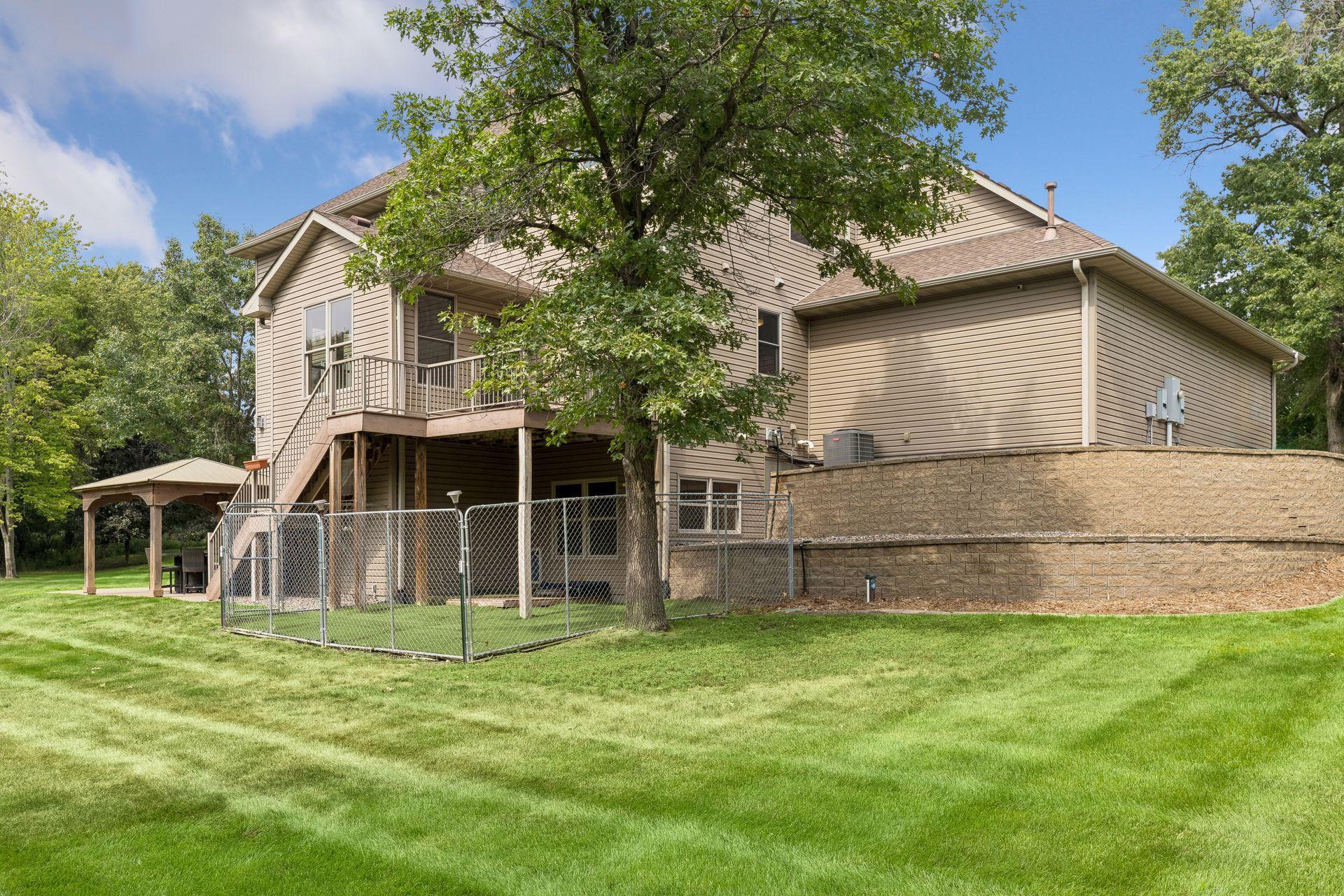 main property photo 75