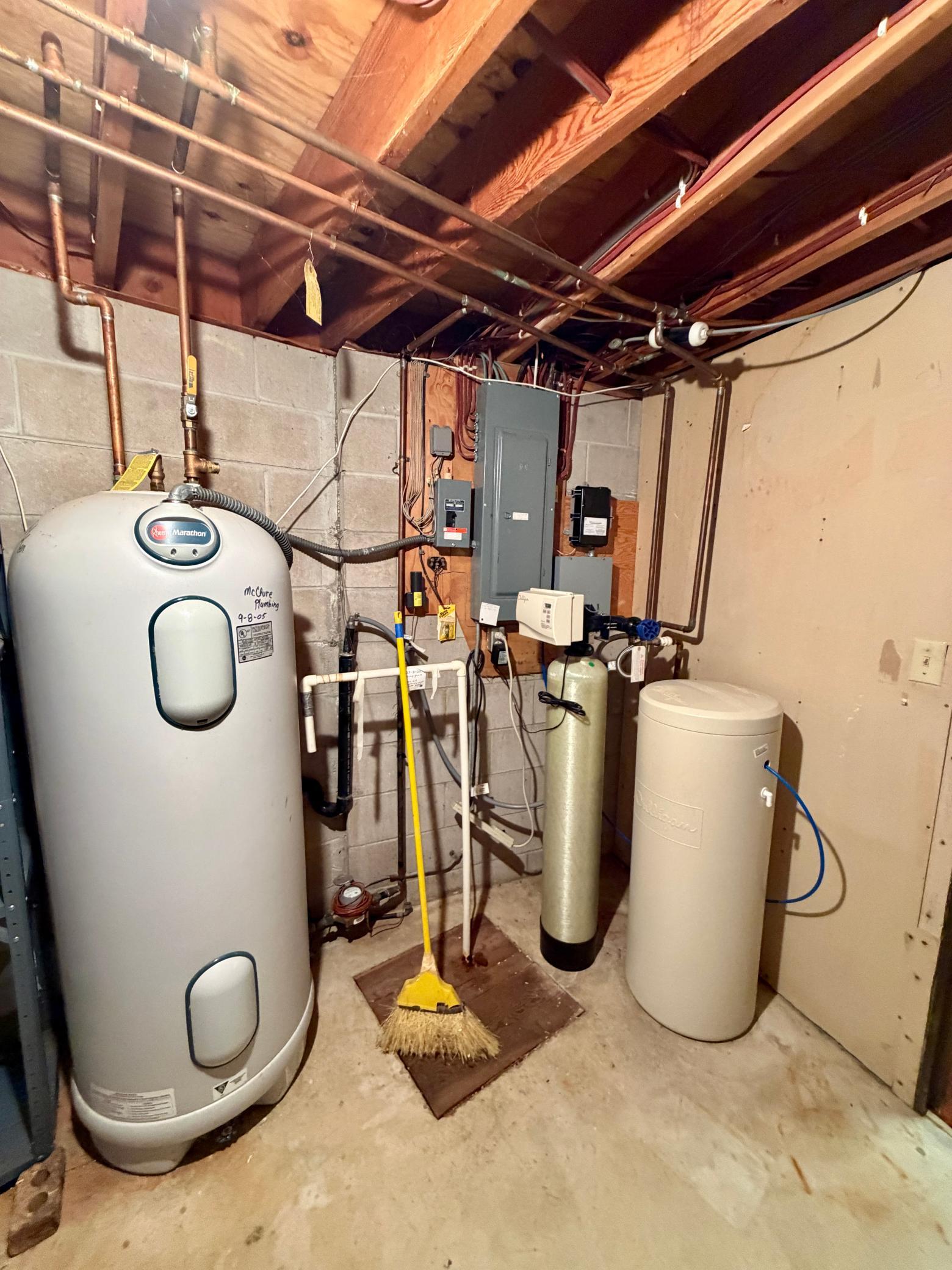main property photo 37