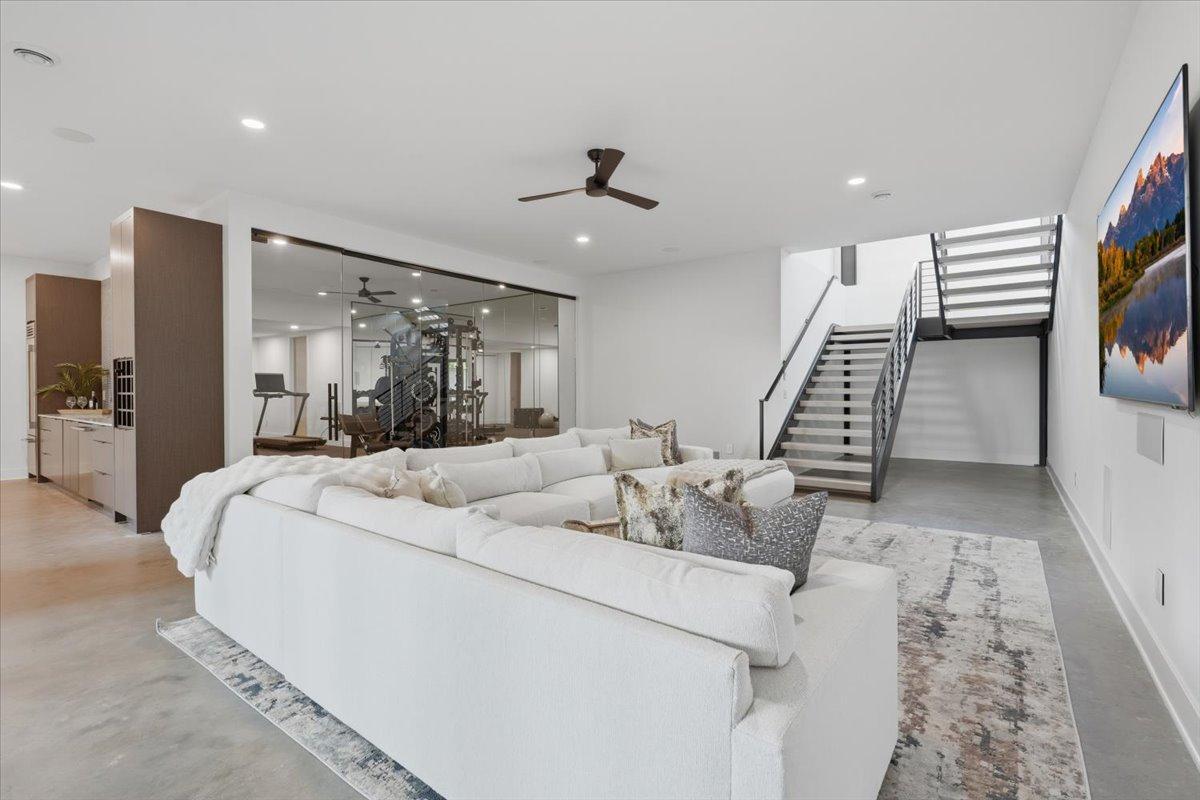 main property photo 65