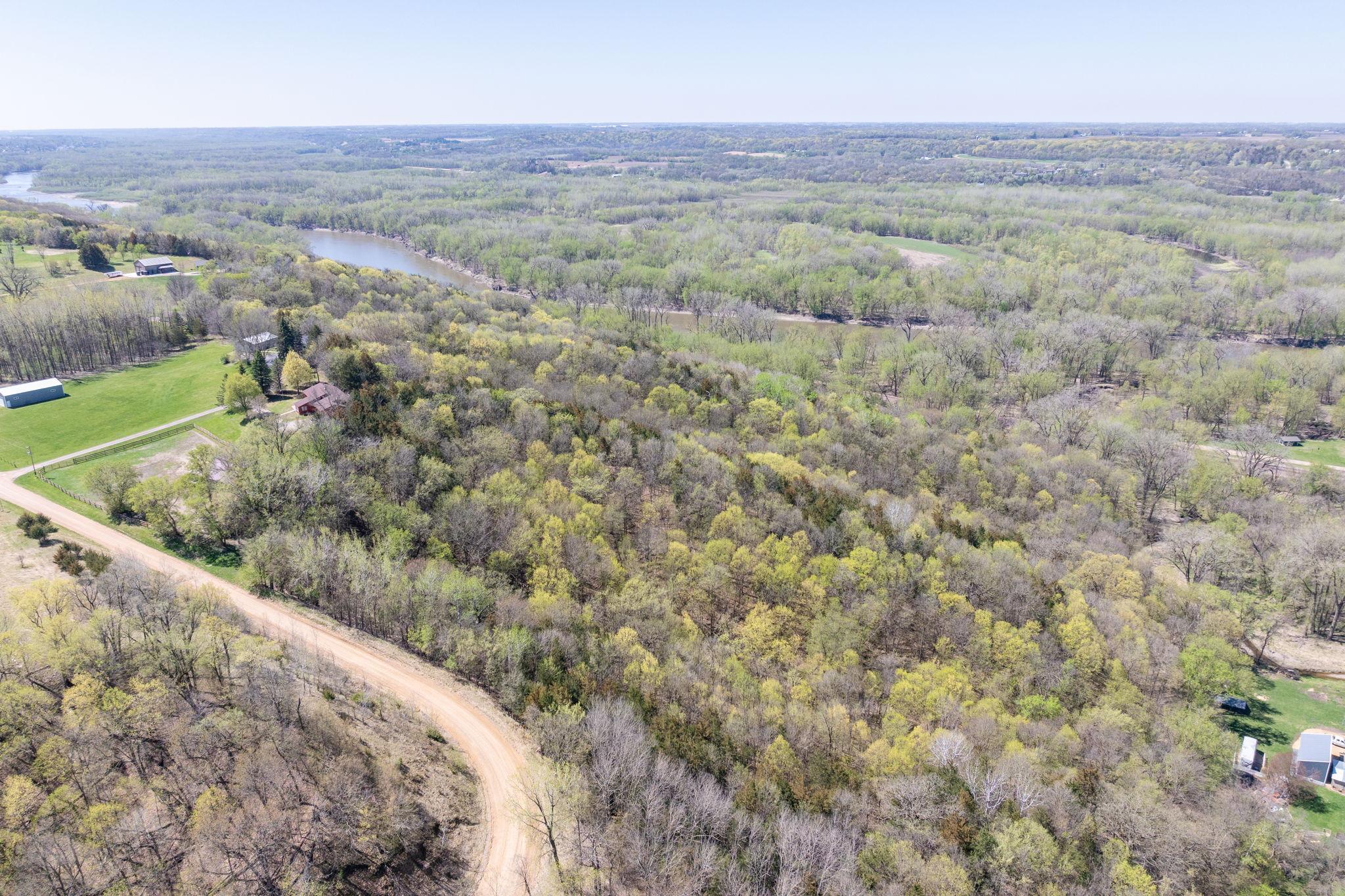 main property photo 41