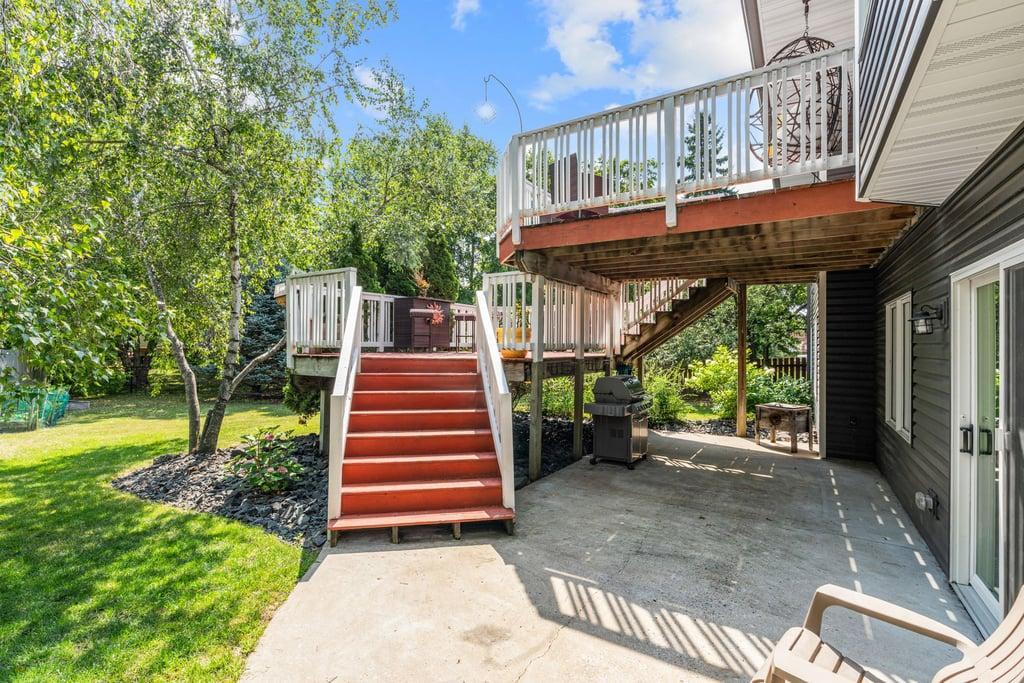 main property photo 32