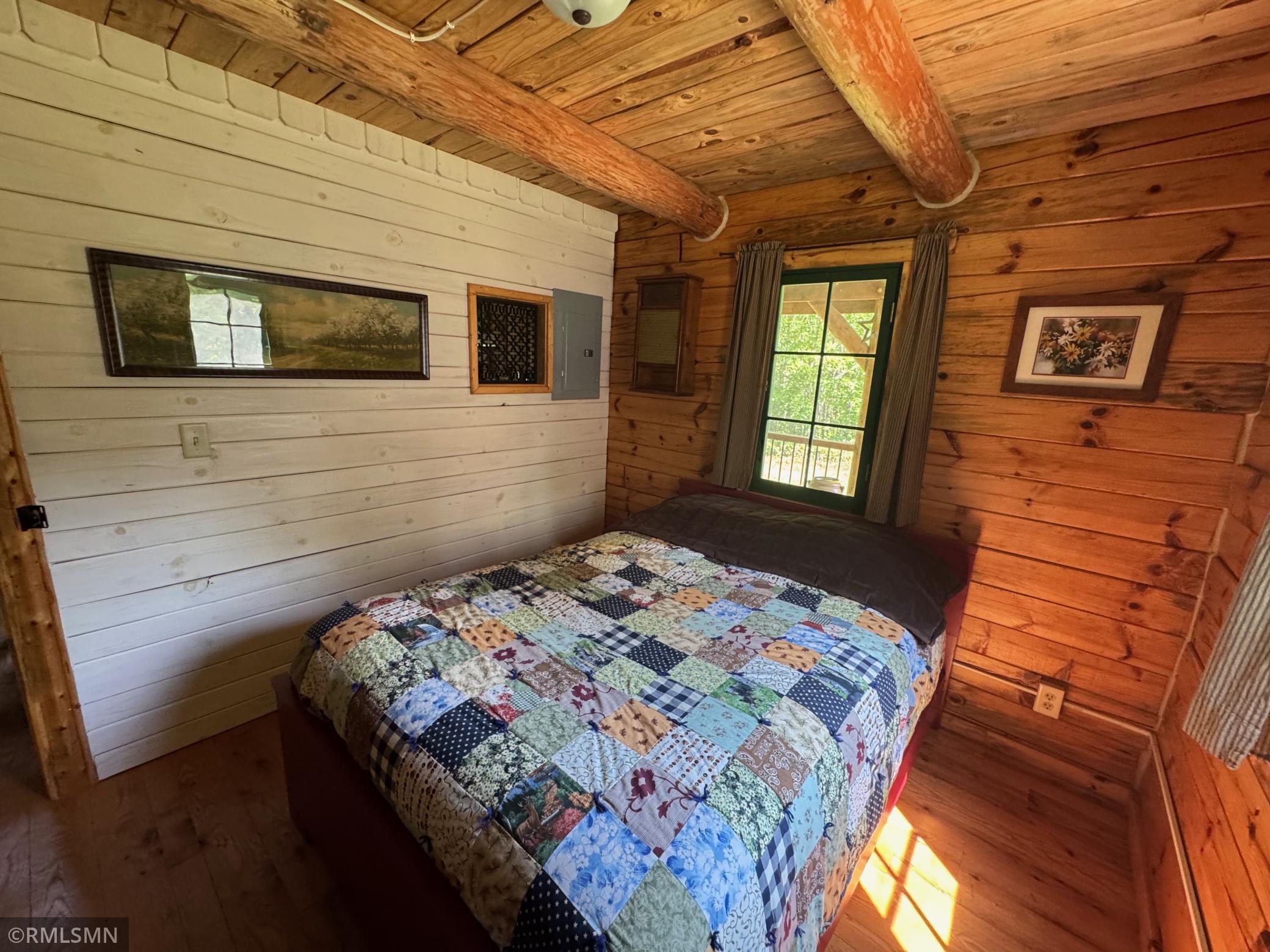 main property photo 41