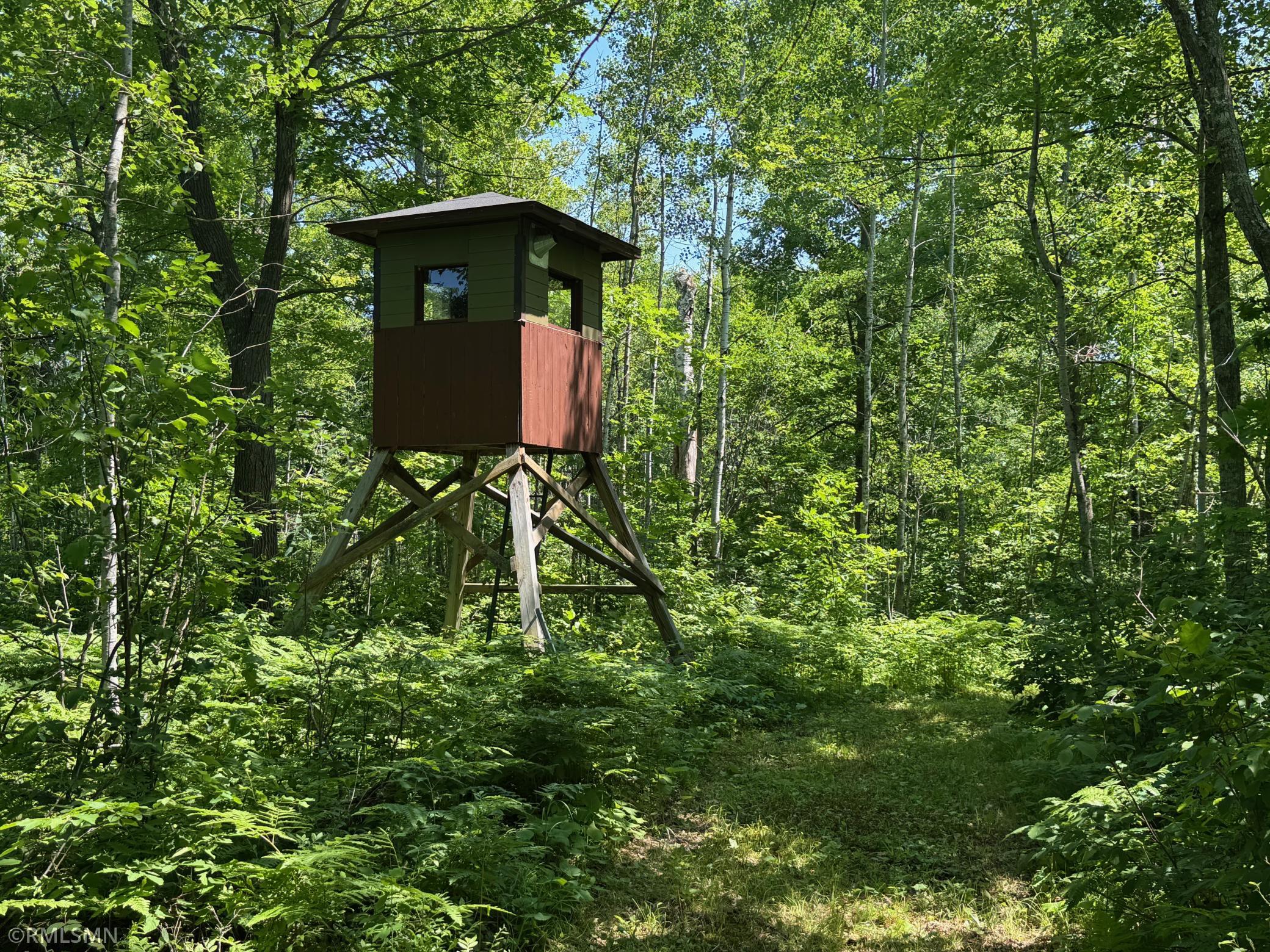 main property photo 77