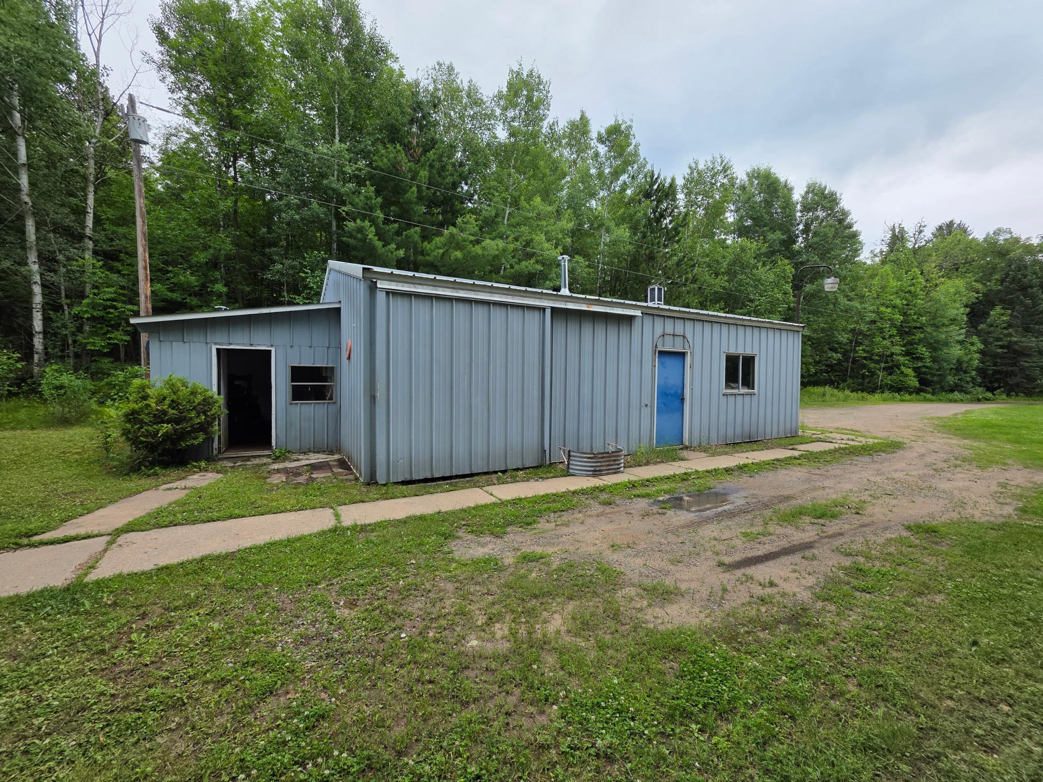 main property photo 23