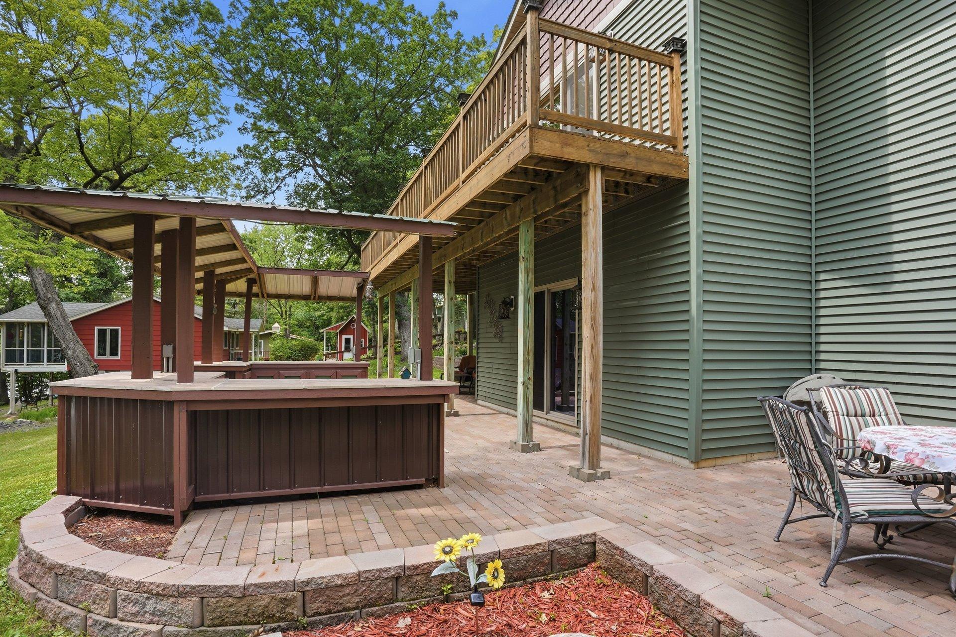 main property photo 15