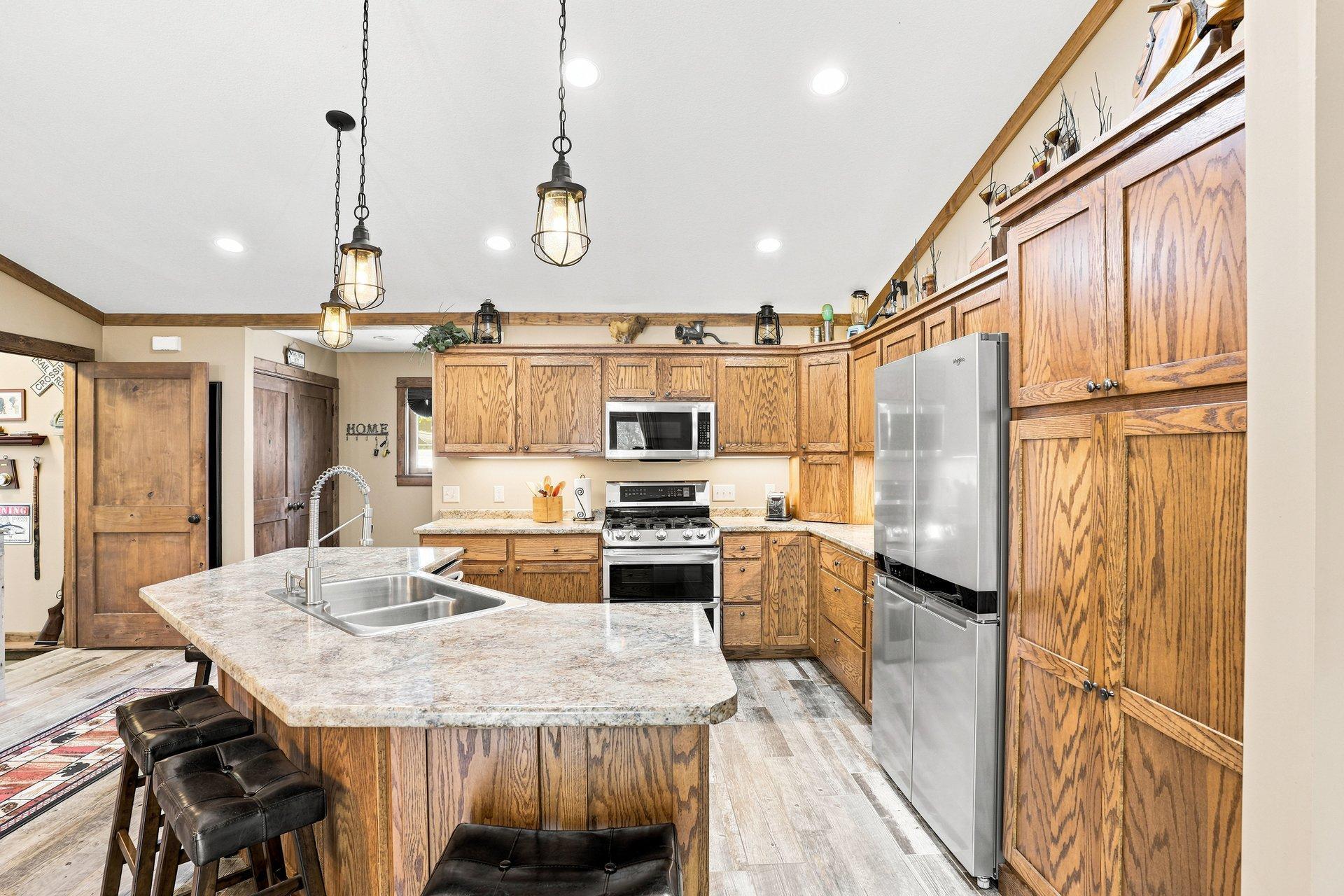 main property photo 24