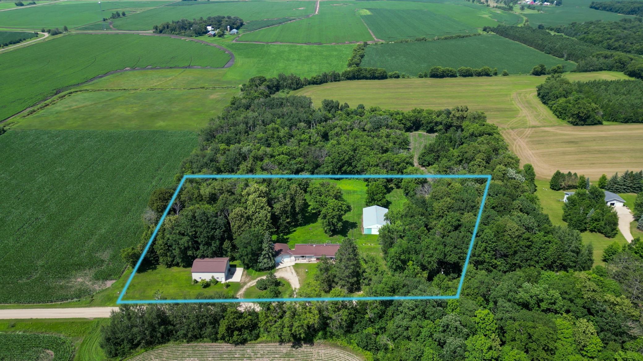 main property photo 10