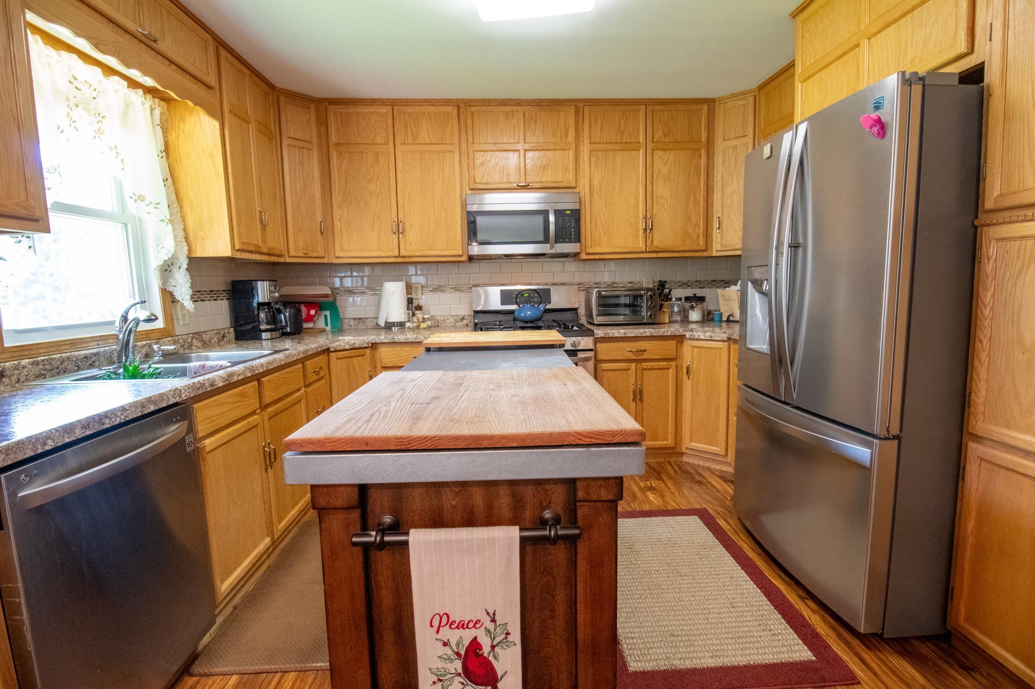 main property photo 20
