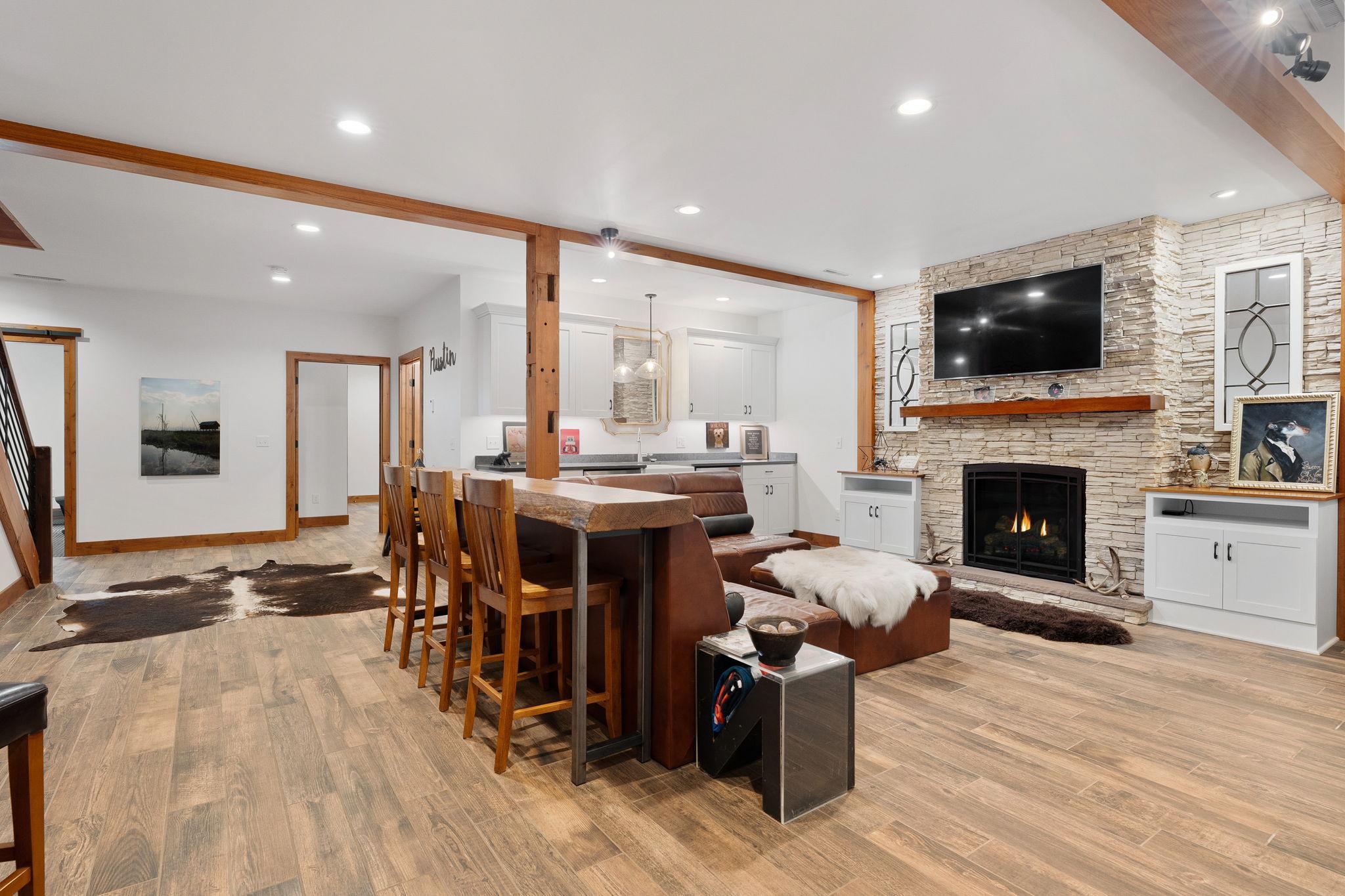 main property photo 83