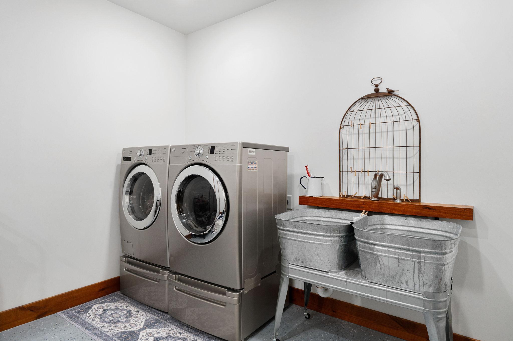 main property photo 87