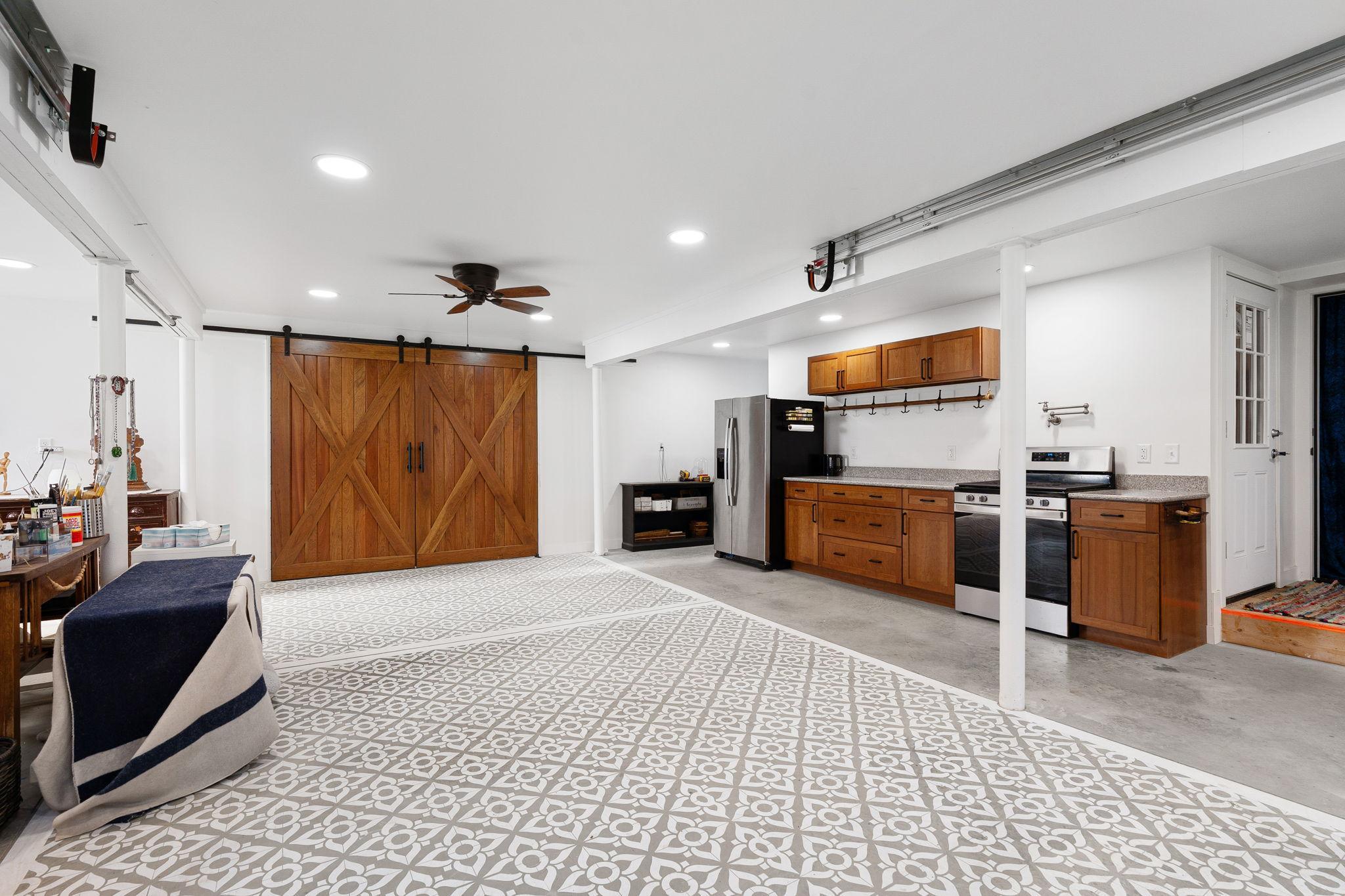 main property photo 98