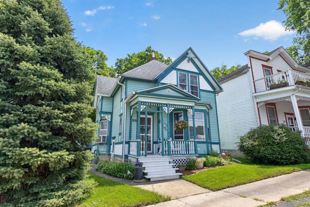 main property photo 40