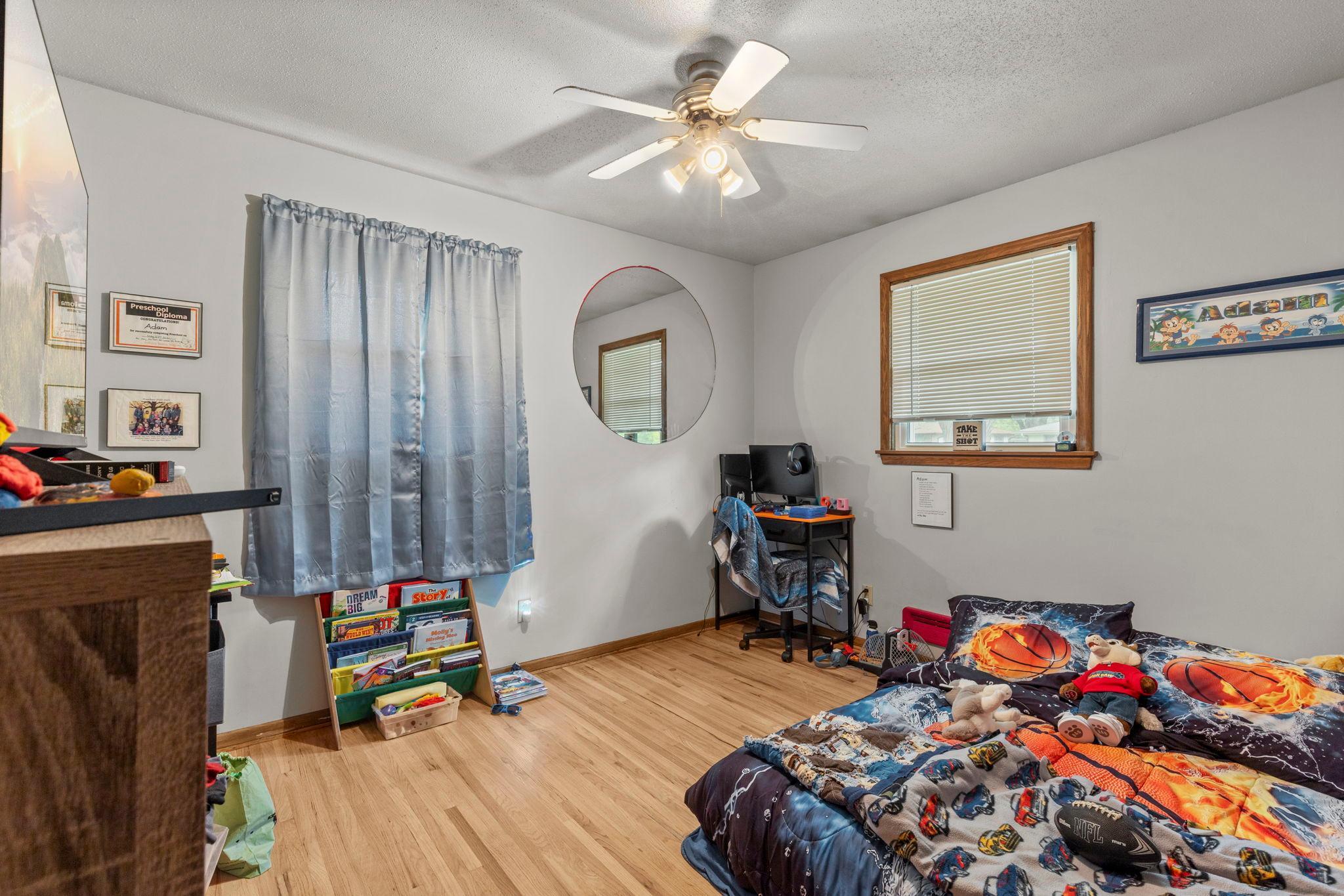 main property photo 23