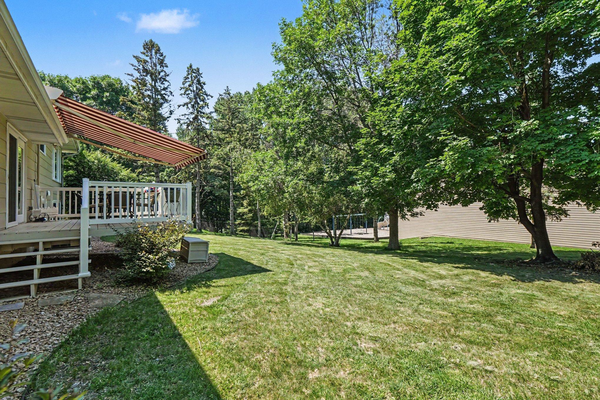 main property photo 28