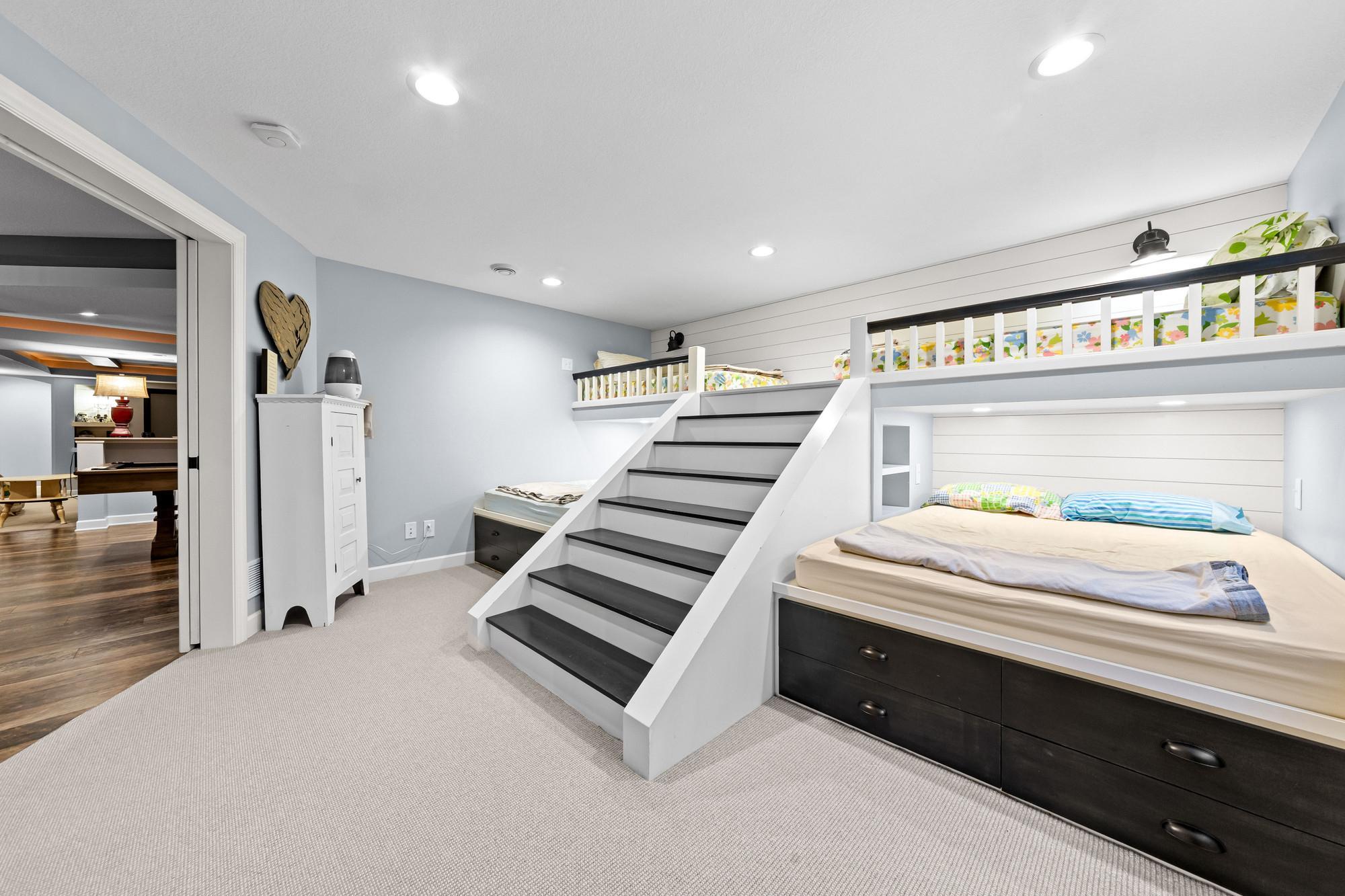 main property photo 65