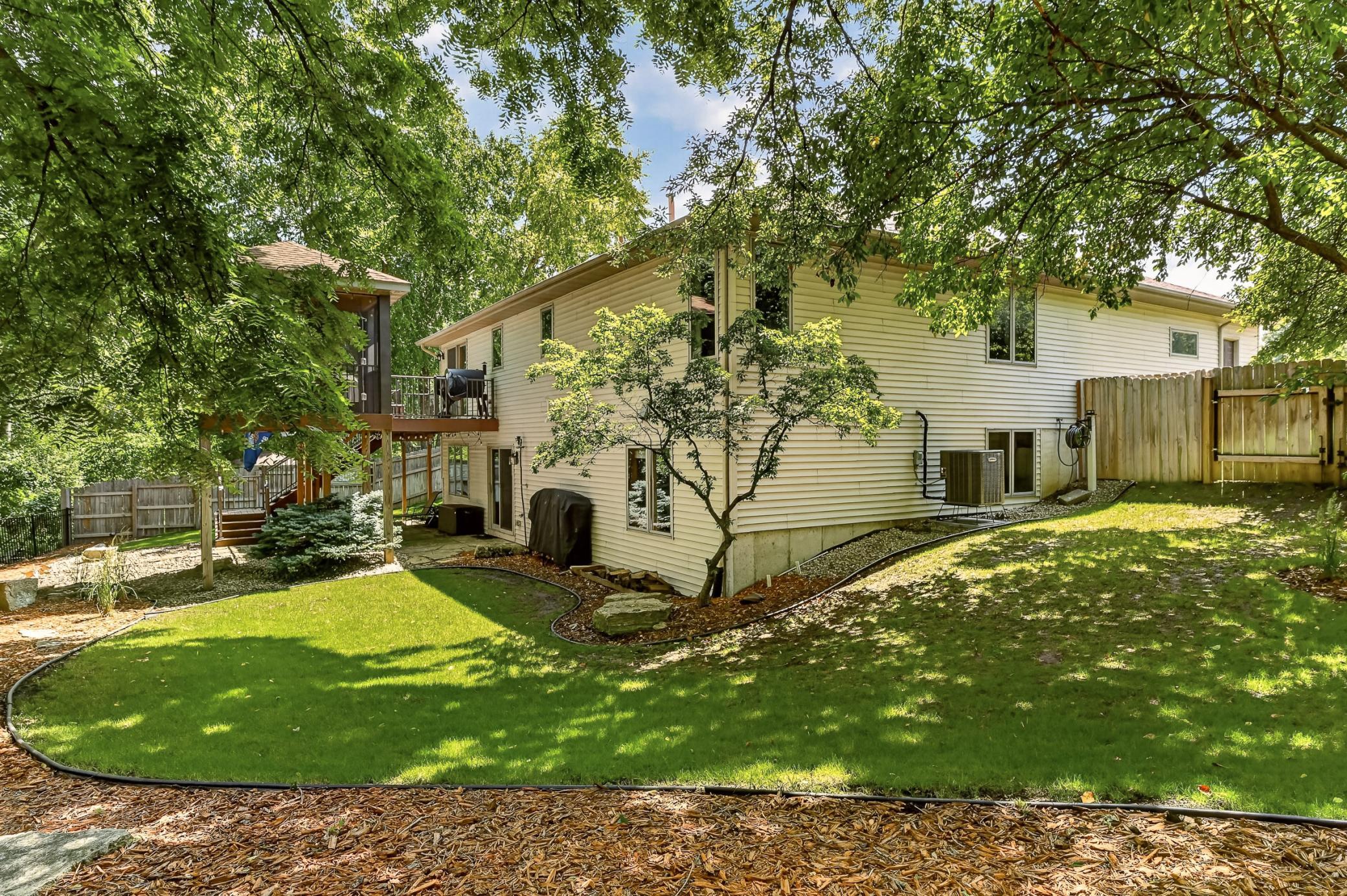 main property photo 33